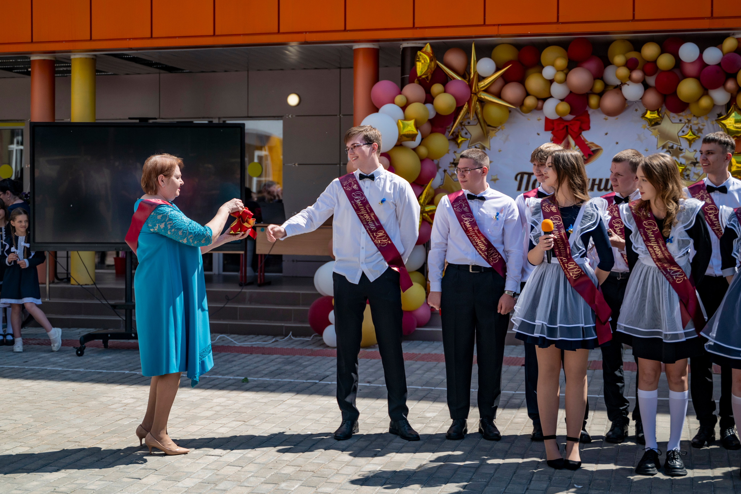 Последний звонок 11 класс. Фотограф самых запоминающихся моментов Вашей жизни