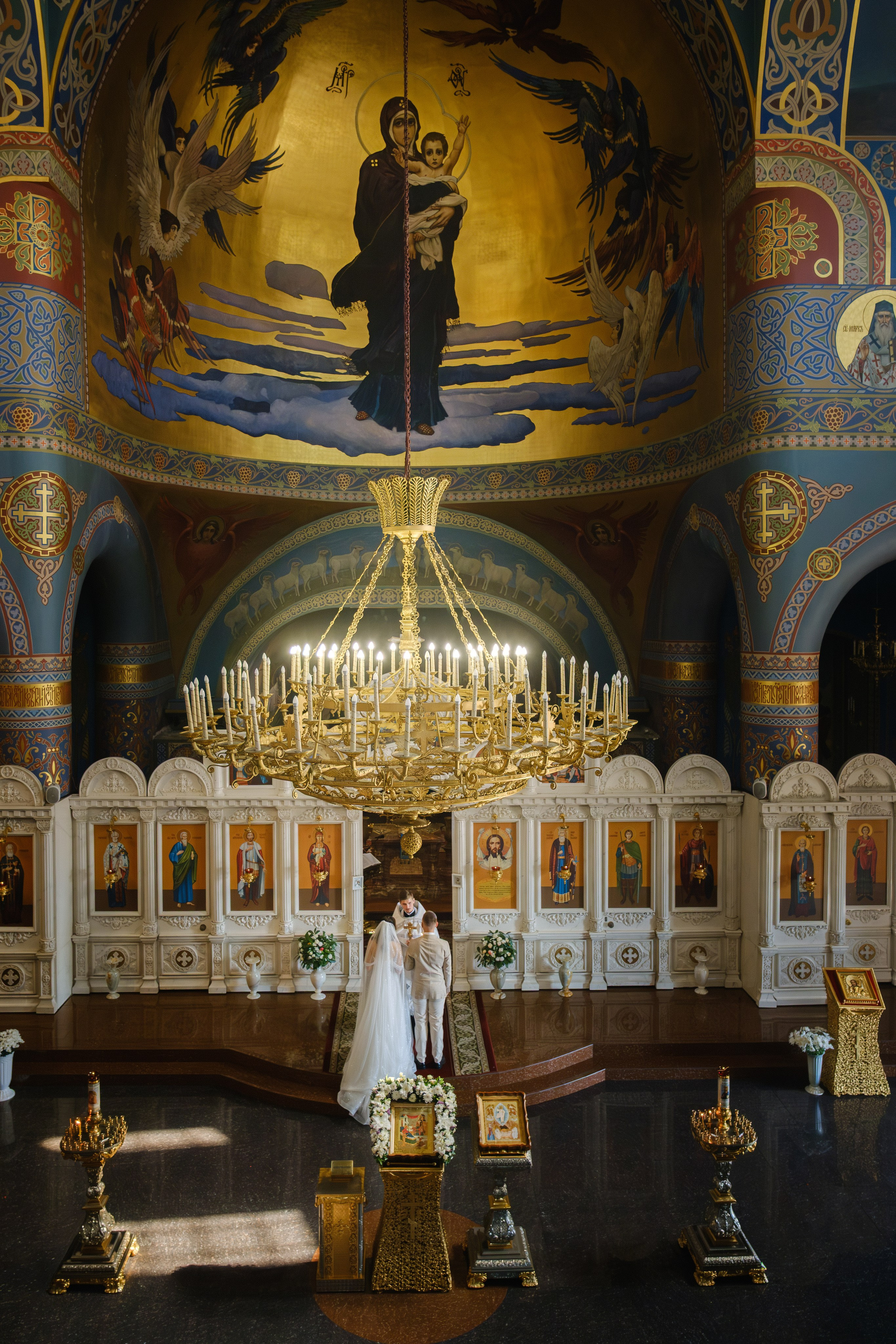 Две Здезды — Храм 19 века. Свадебный Видеограф Фотограф в Сочи