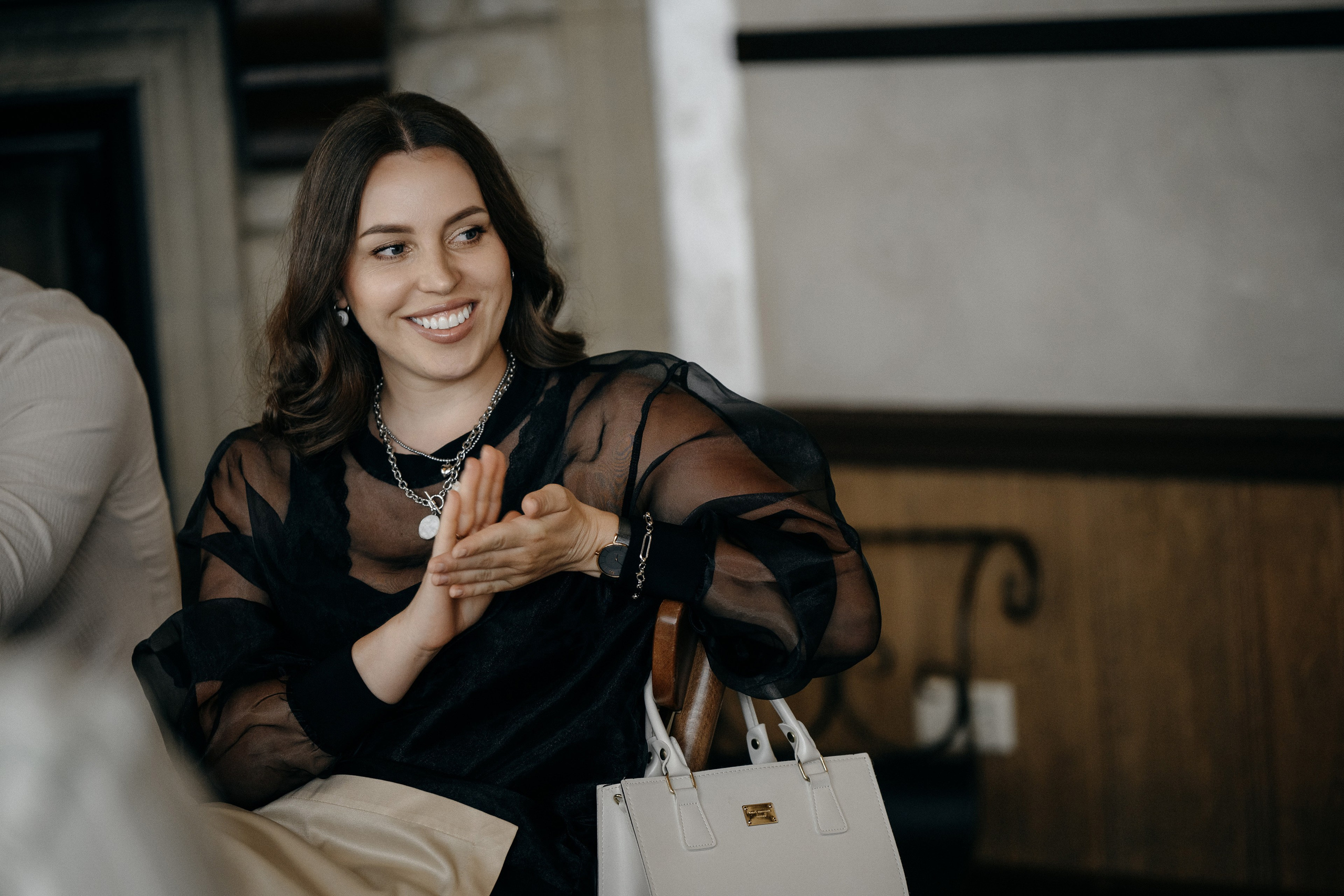 Семейный ужин в ресторане Сафари. Свадебный фотограф в Красноярске