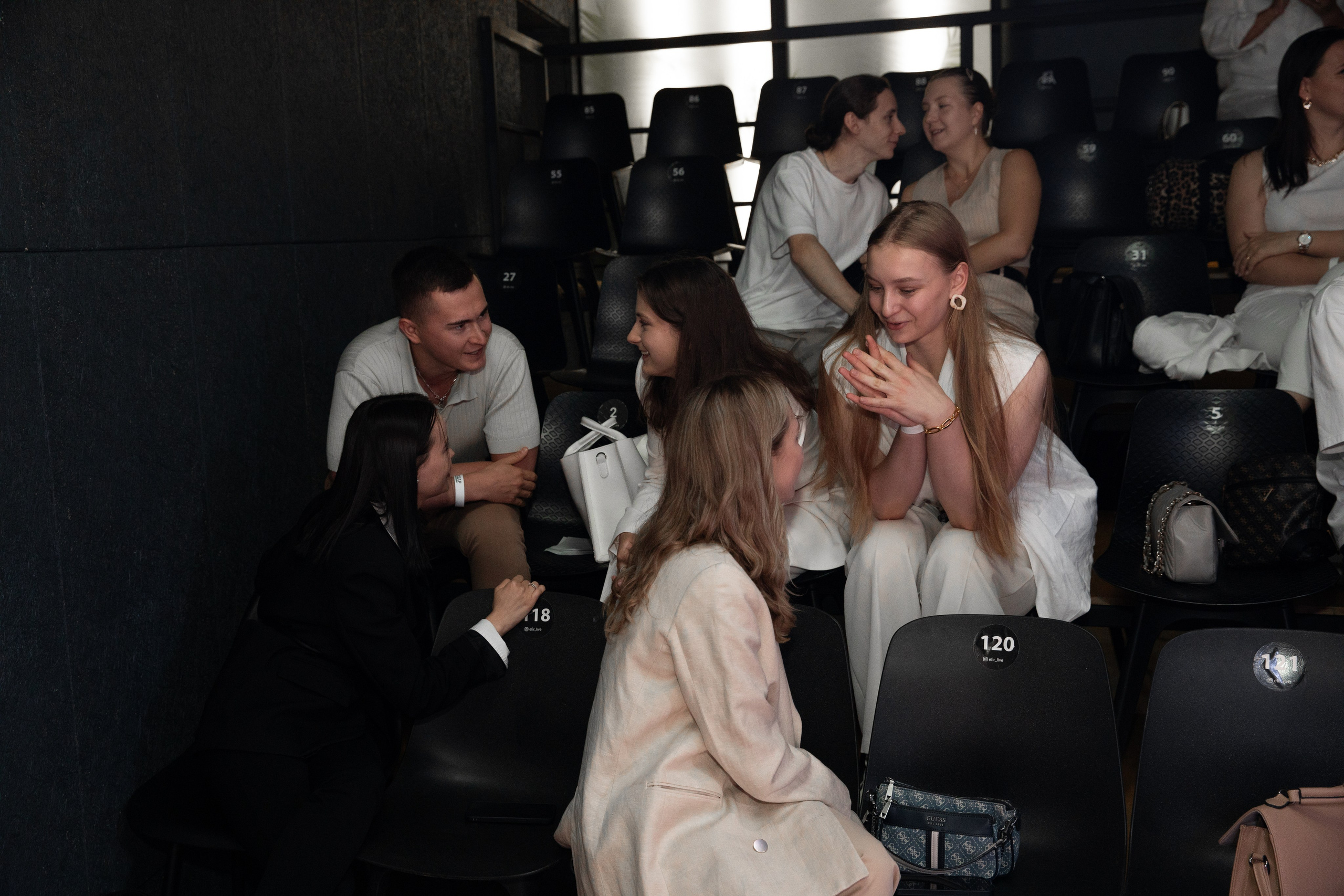 Полина Маришова | Оффлайн Тренинг по речи и голосу. Фотограф брендов и бизнеса в Москве Алексей Сентюрин