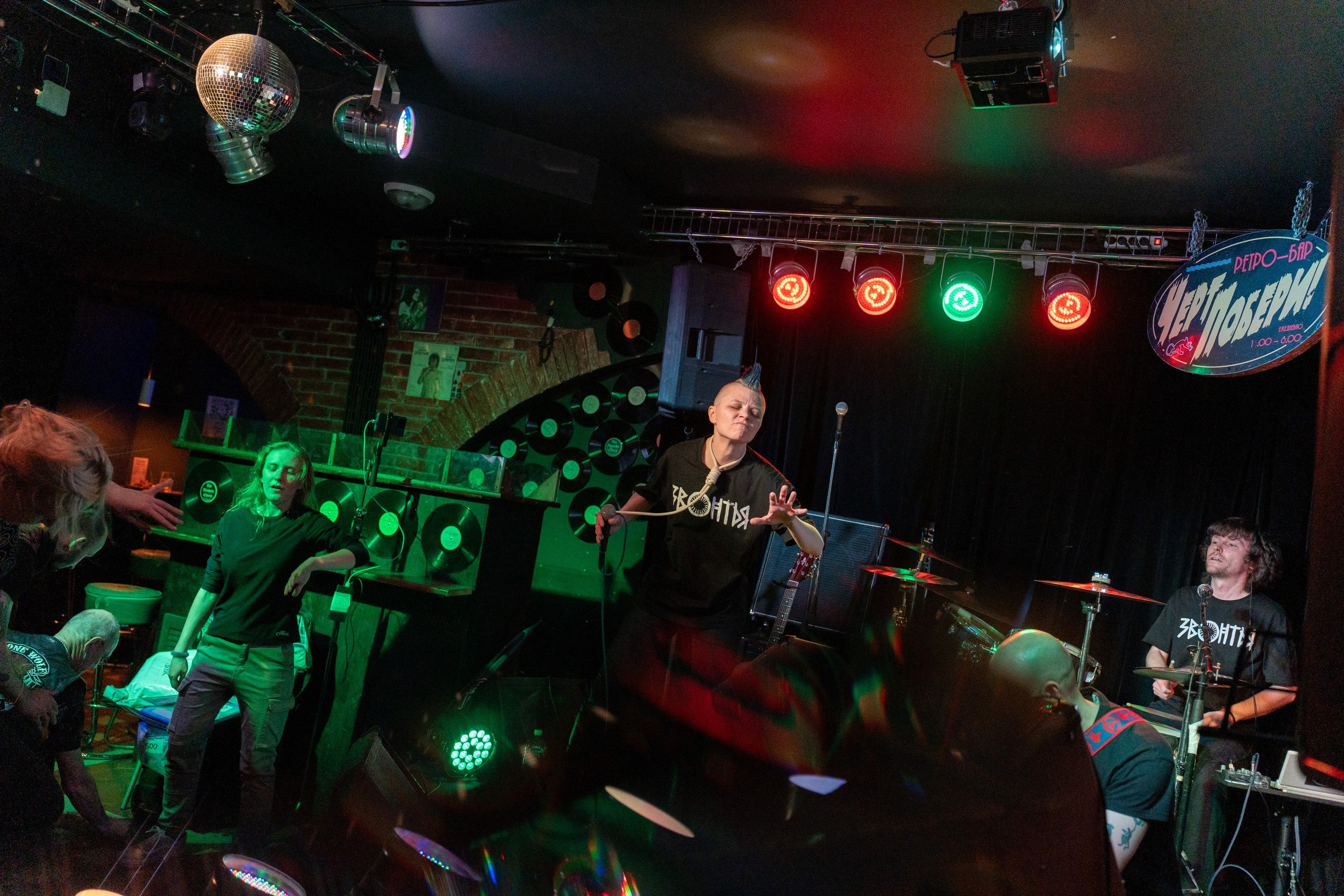 Звонтья. Репортажная съёмка в Санкт-Петербурге, Константин Петров