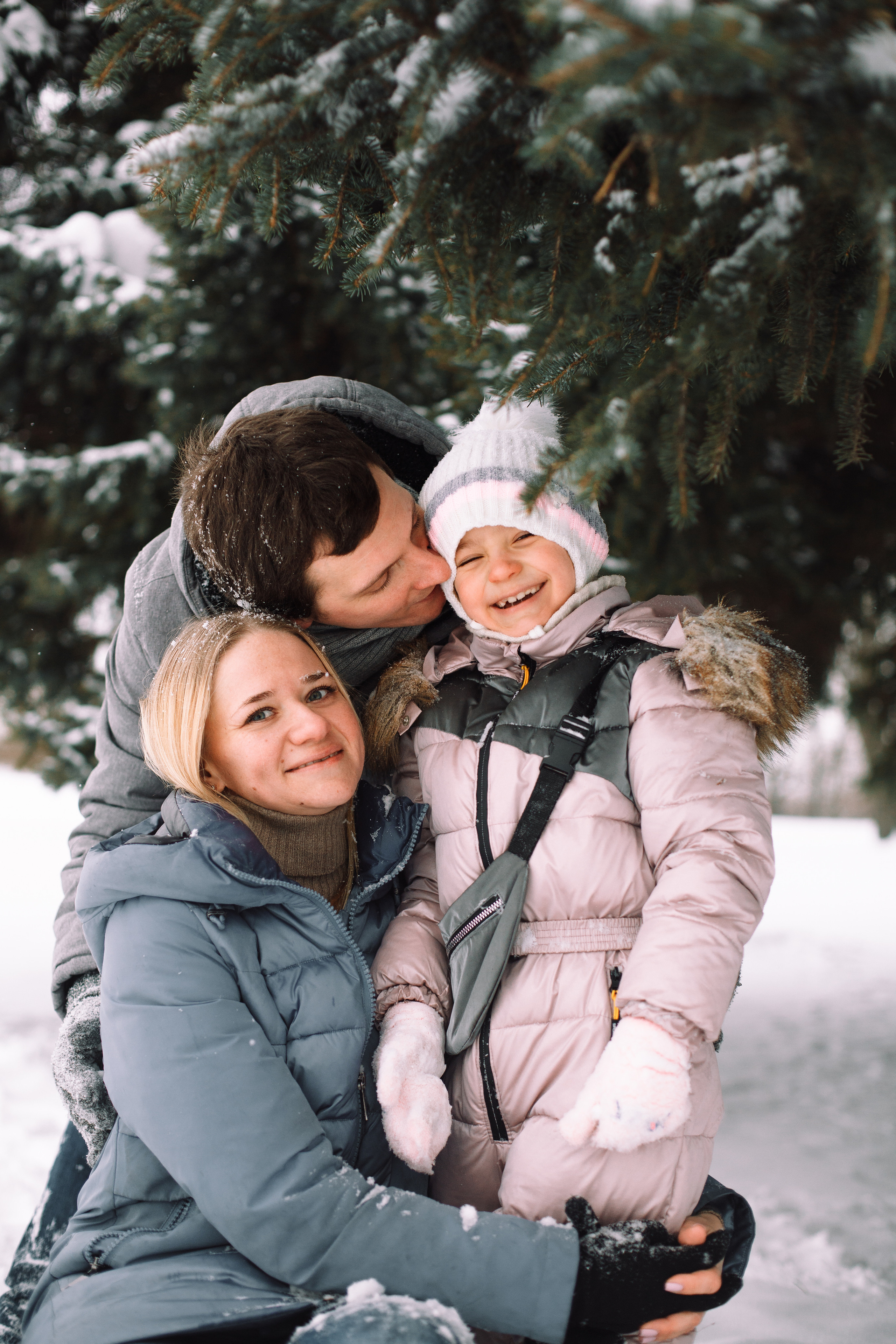 Семейная фотосессия в парке зимой. Детский и семейный фотограф в Москве и московской области Елена Титова
