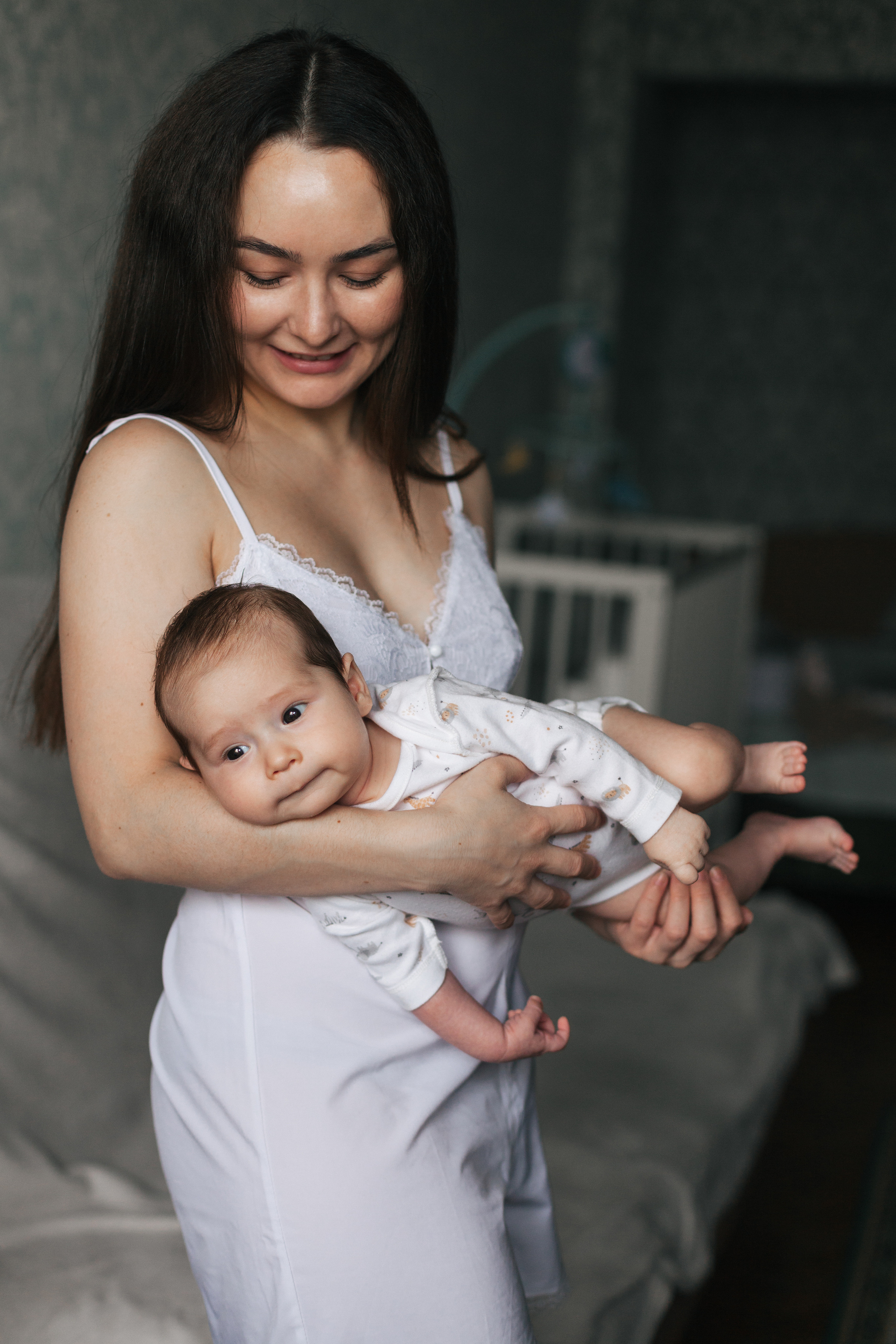 Домашняя съемка семьи с новорожденным малышом. Детский и семейный фотограф в Москве и московской области Елена Титова