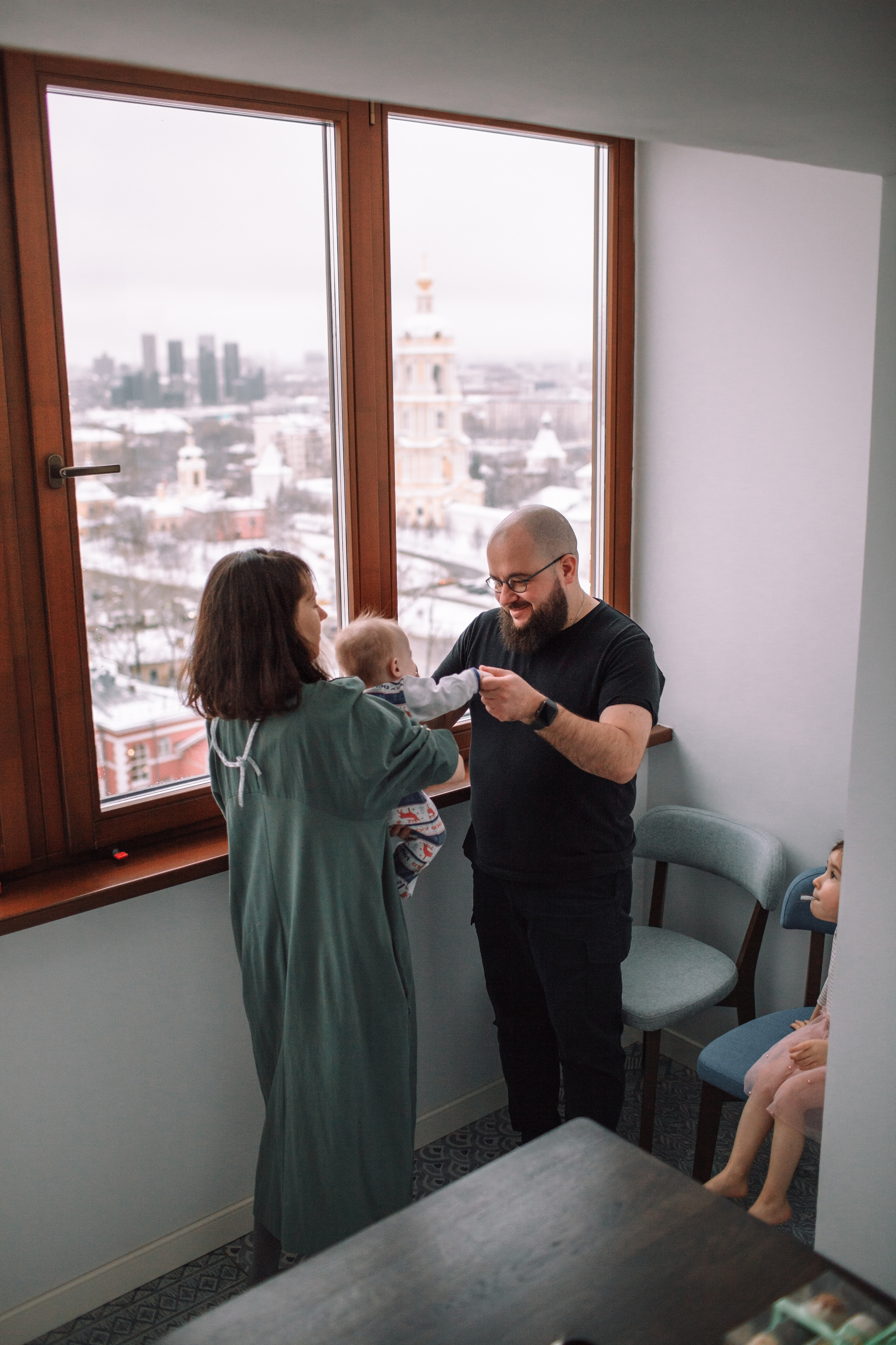 Алла, Андрей и девочки. Домашняя съемка. Детский и семейный фотограф в Москве и московской области Елена Титова