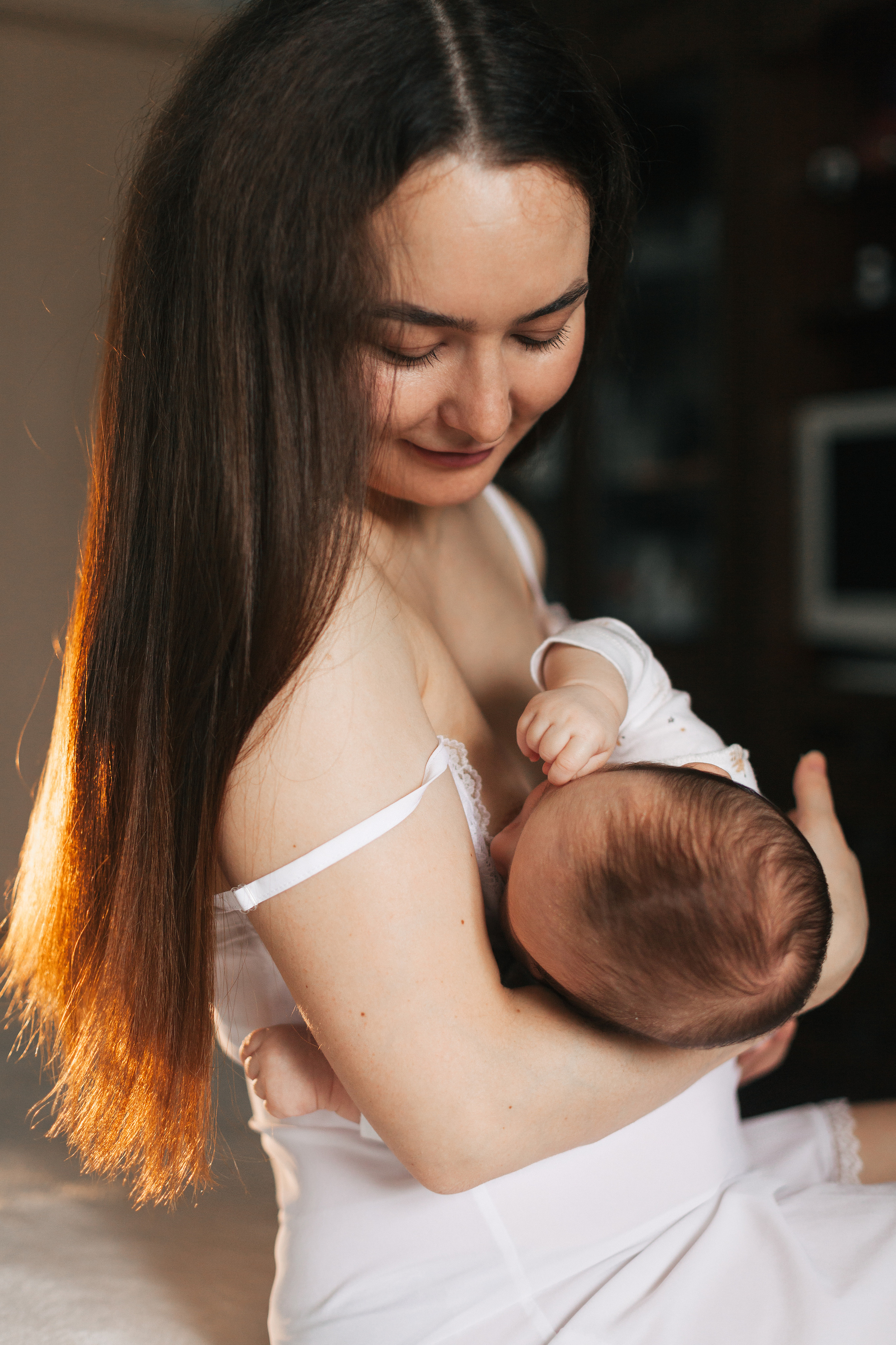 Домашняя съемка семьи с новорожденным малышом. Детский и семейный фотограф в Москве и московской области Елена Титова