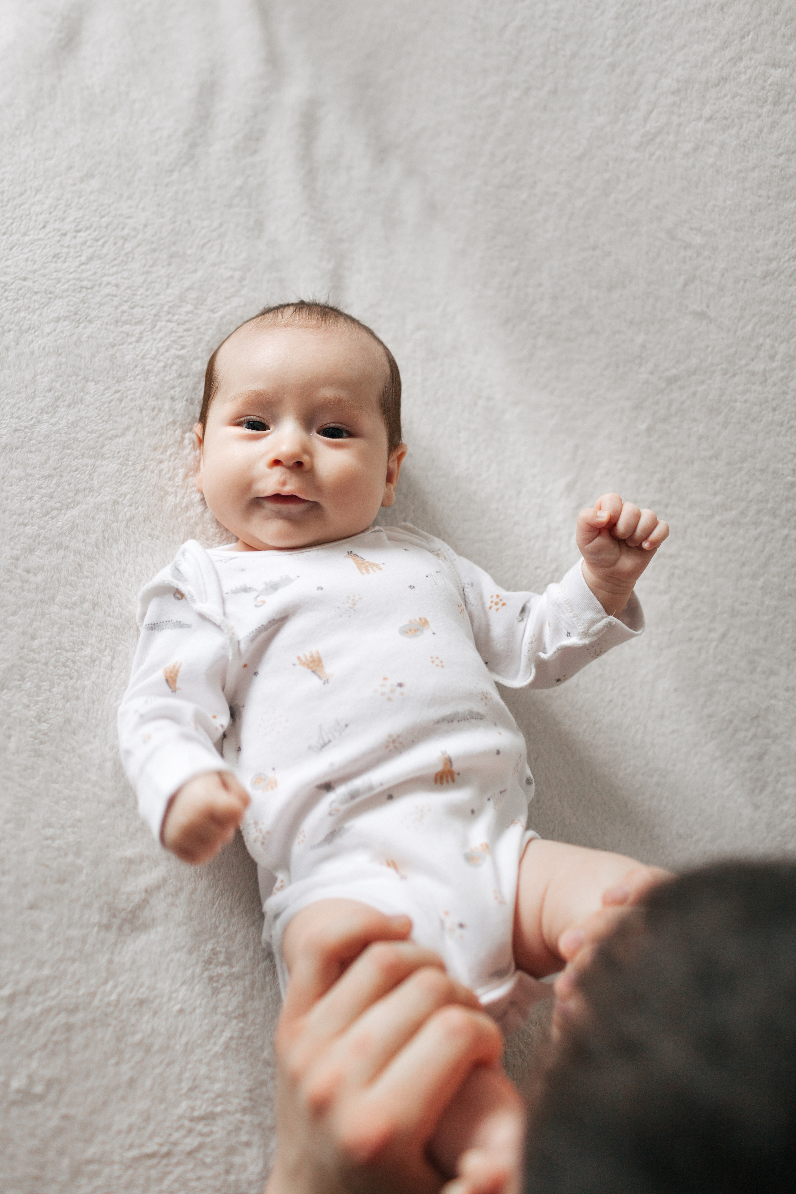 Домашняя съемка семьи с новорожденным малышом. Детский и семейный фотограф в Москве и московской области Елена Титова