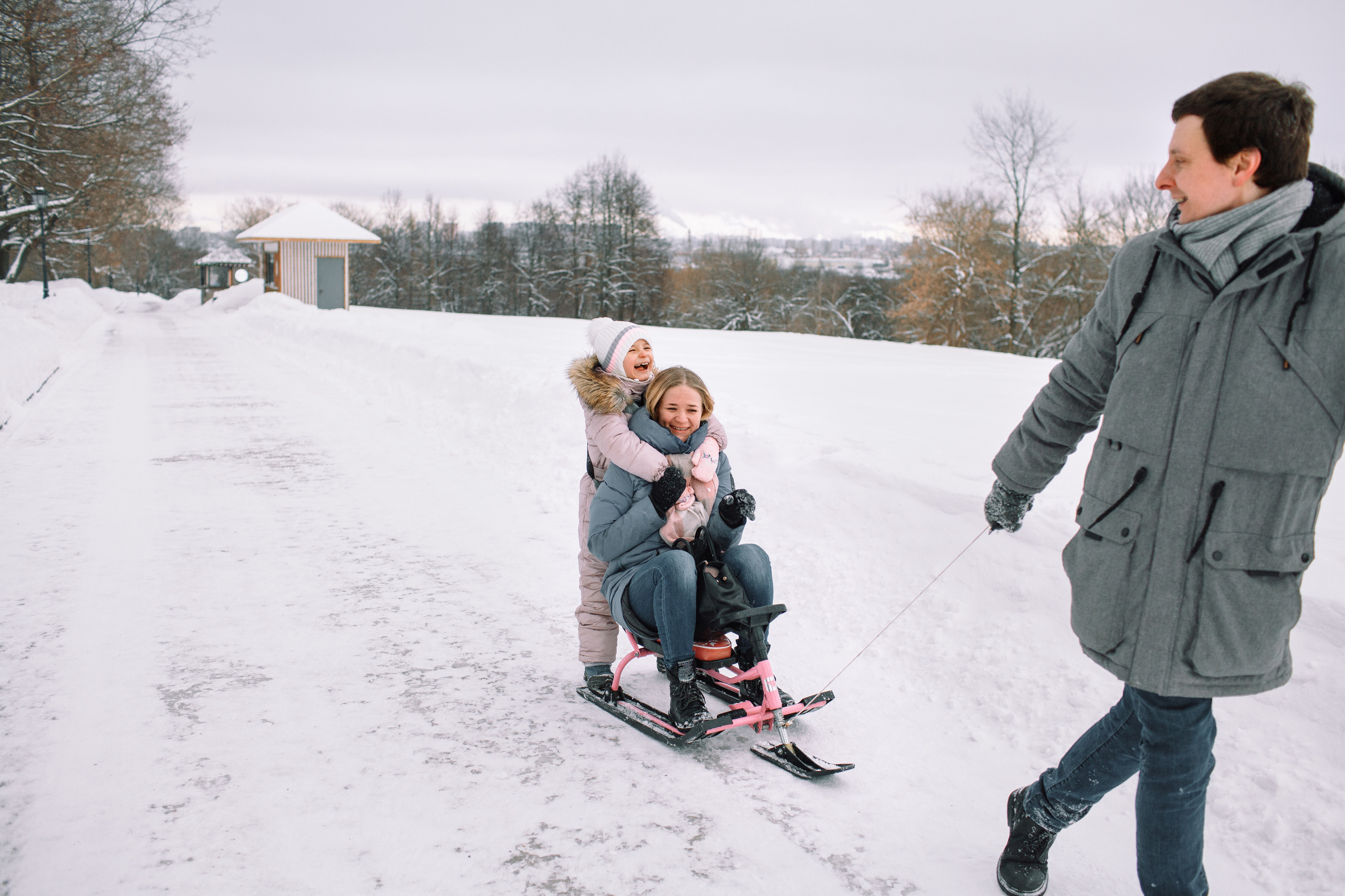 Семейная фотосессия в парке зимой. Детский и семейный фотограф в Москве и московской области Елена Титова