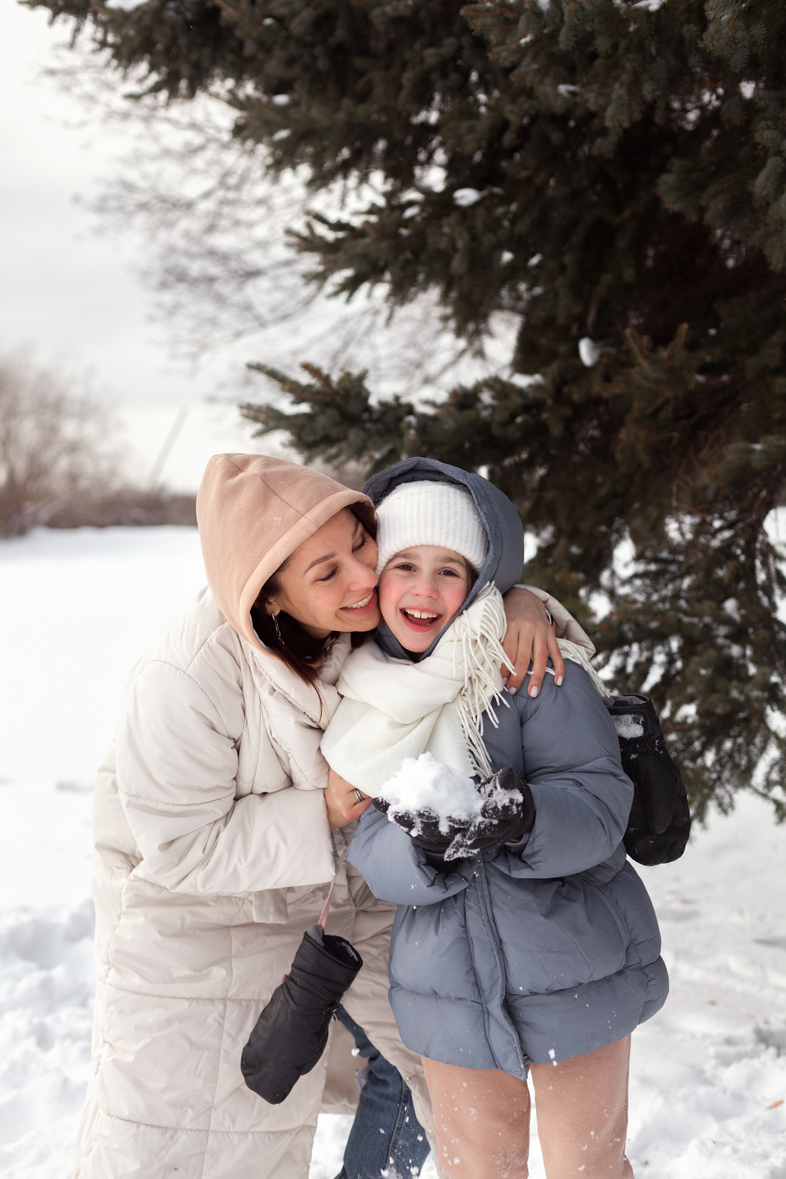 Семейная фотопрогулка зимой с родителями и бабушкой. Детский и семейный фотограф в Москве и московской области Елена Титова