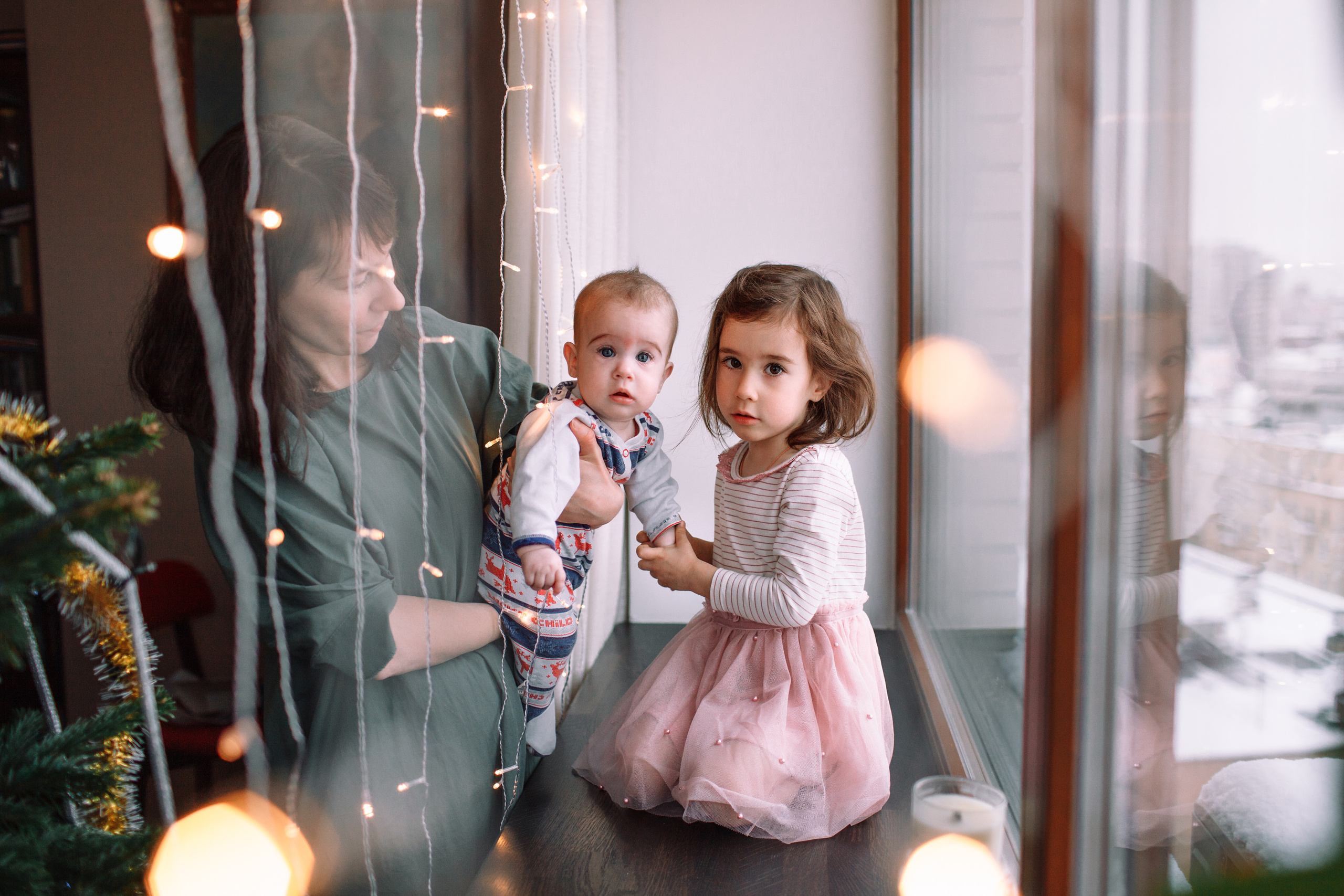 Алла, Андрей и девочки. Домашняя съемка. Детский и семейный фотограф в Москве и московской области Елена Титова