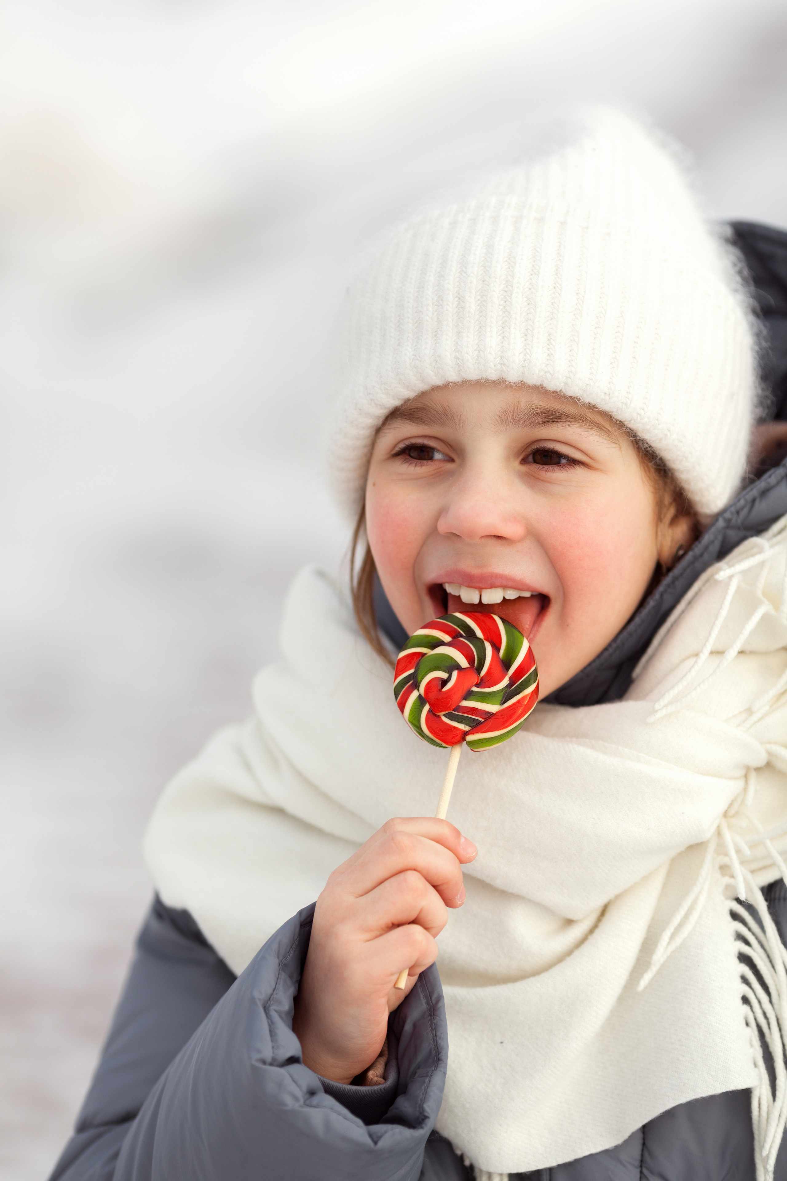 Семейная фотопрогулка зимой с родителями и бабушкой. Детский и семейный фотограф в Москве и московской области Елена Титова