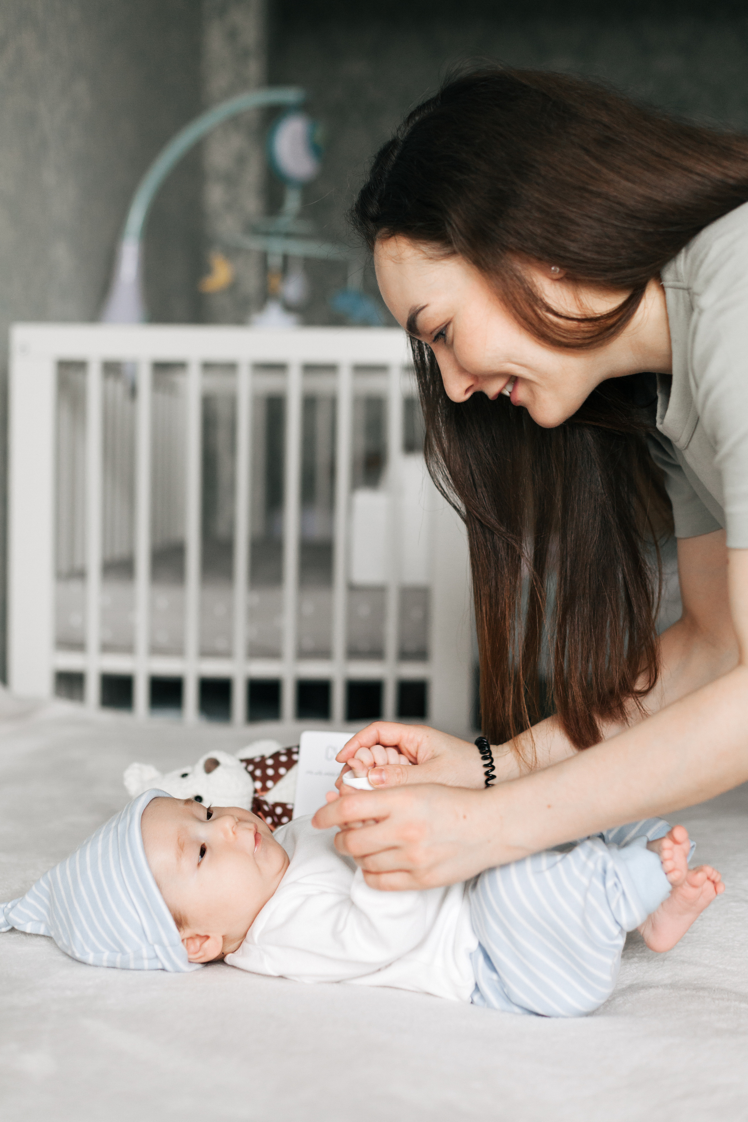 Домашняя съемка семьи с новорожденным малышом. Детский и семейный фотограф в Москве и московской области Елена Титова