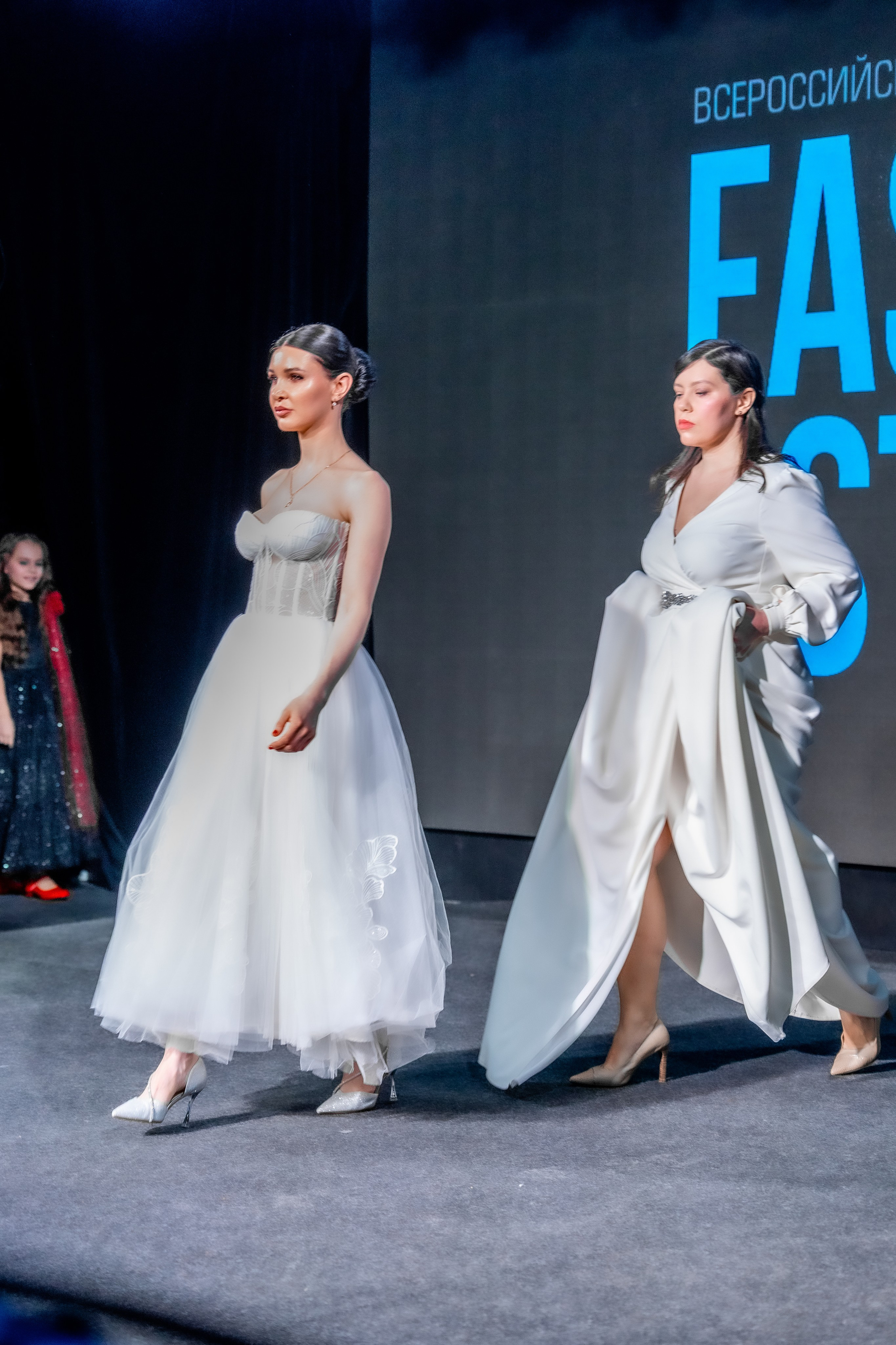 Модный показ Ассоциация дизайнеров FASHION STYLE. Студия фото, видеографии и мультимедийного дизайна в Москве Multi Frame Studio