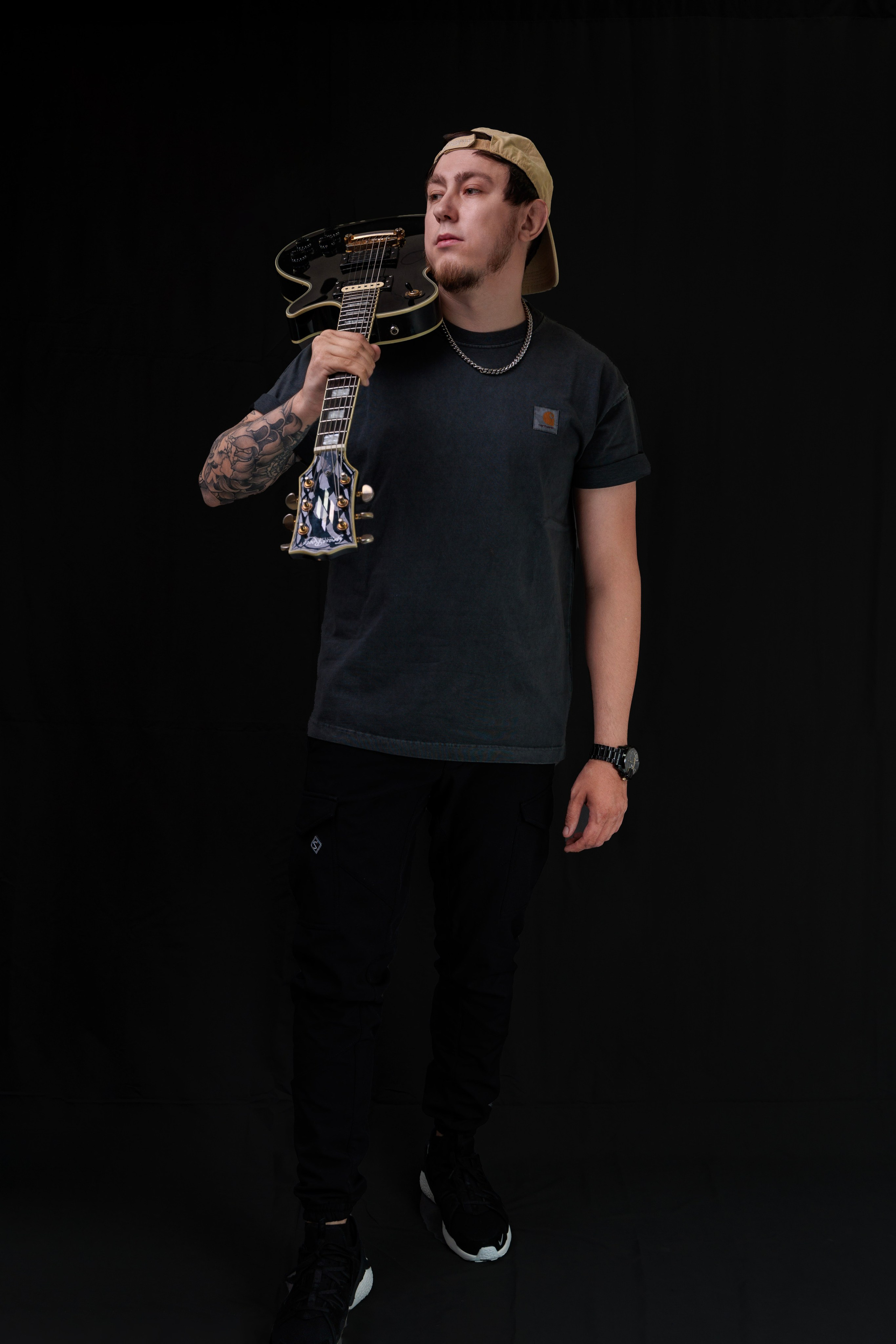 Студийная индивидуальная фотосессия Гуково фотограф Григорий Новиков. Фотограф Гуково Григорий Новиков novikov.foto