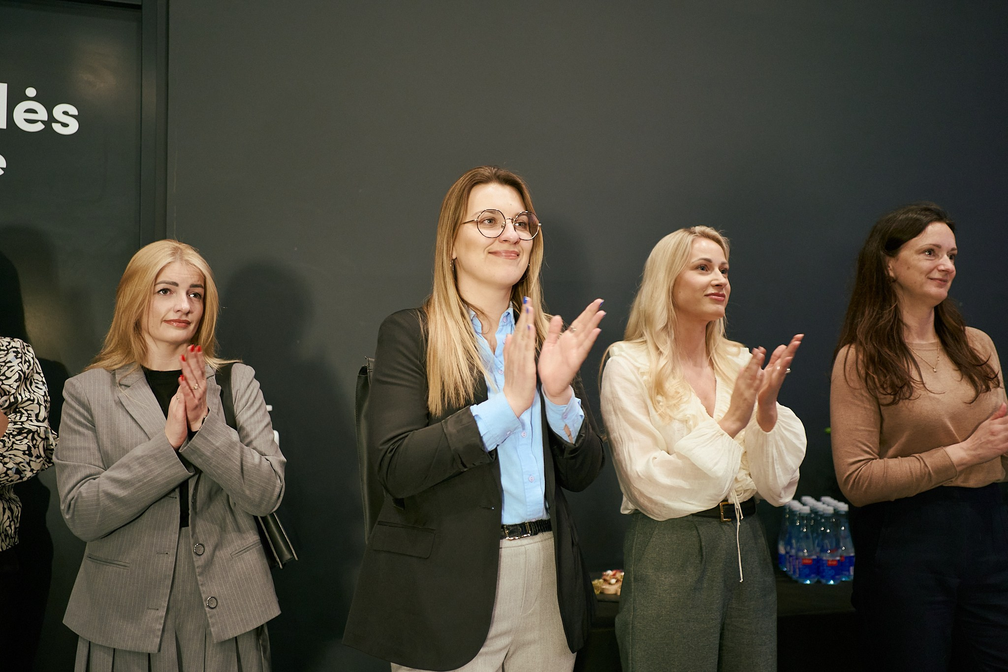 HR Hint Online. Photographer in Vilnius