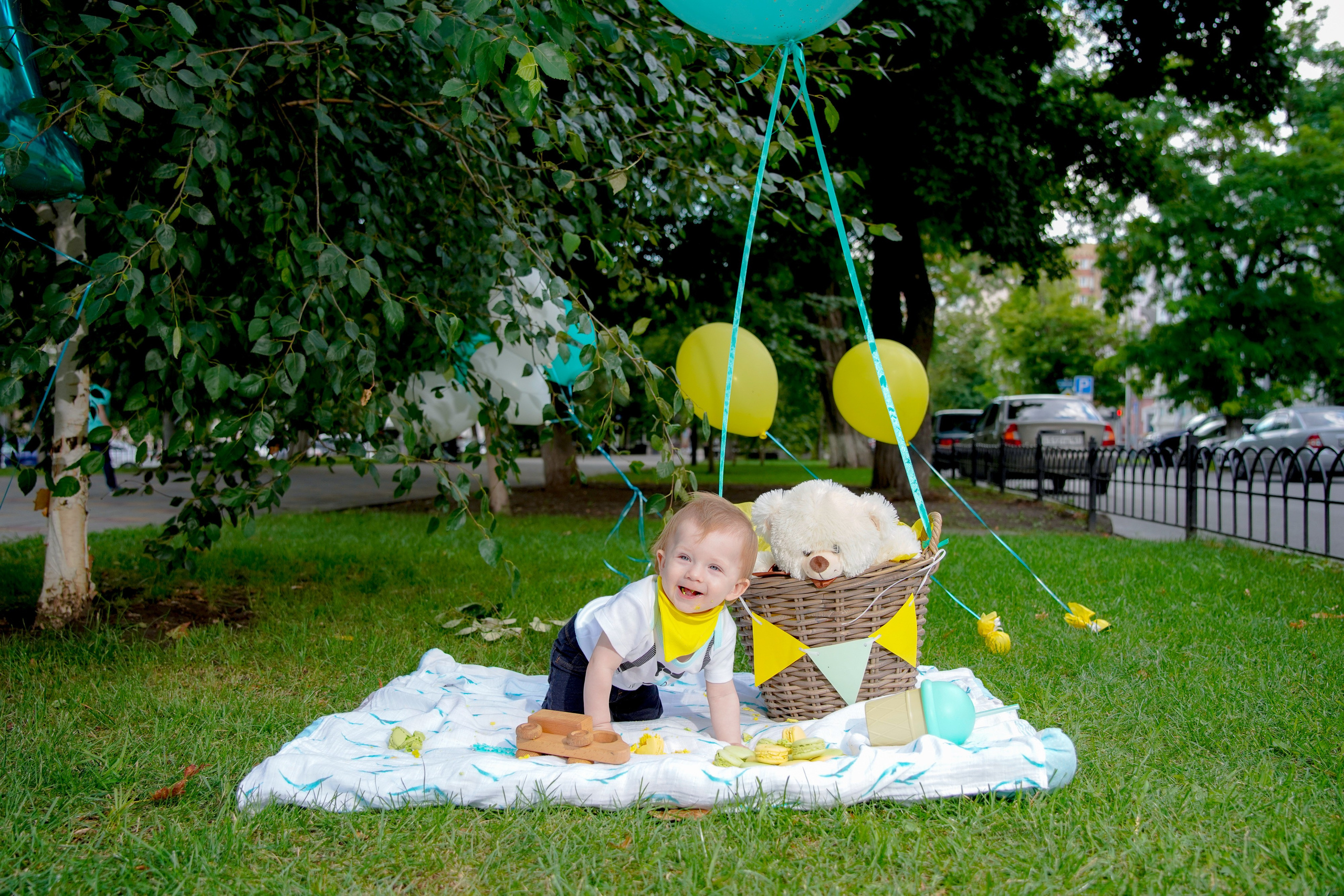 1 год)). Max Matvich and Victoria Basova are professionals in their field