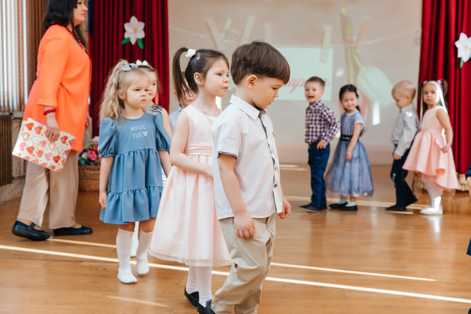 Детский сад № 93 — Утренник (07.03.2023). Свадебный и семейный фотограф Крамар Наталья