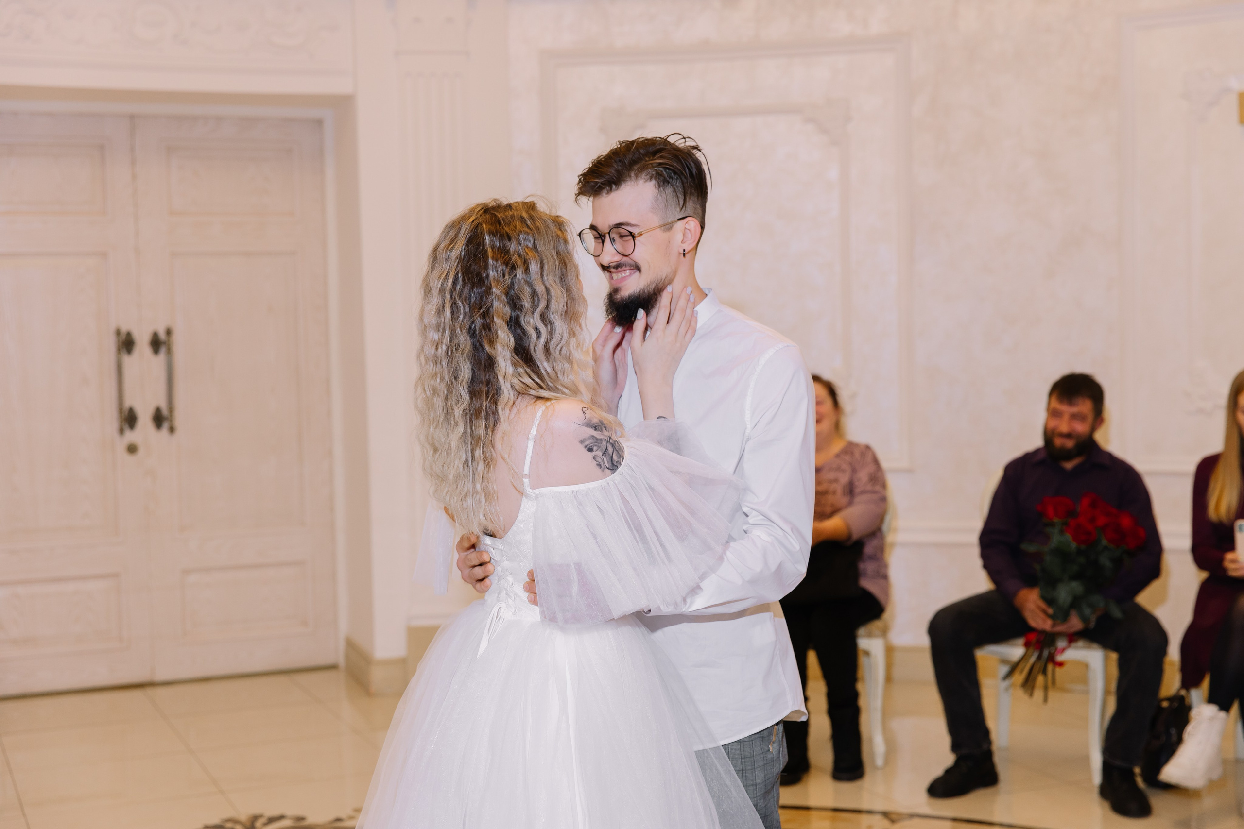 ЦЕНТРАЛЬНЫЙ ЗАГС НОВОСИБИРСКА Влад & Кристина. Свадебный фотограф в Новосибирске Лидия Александровна