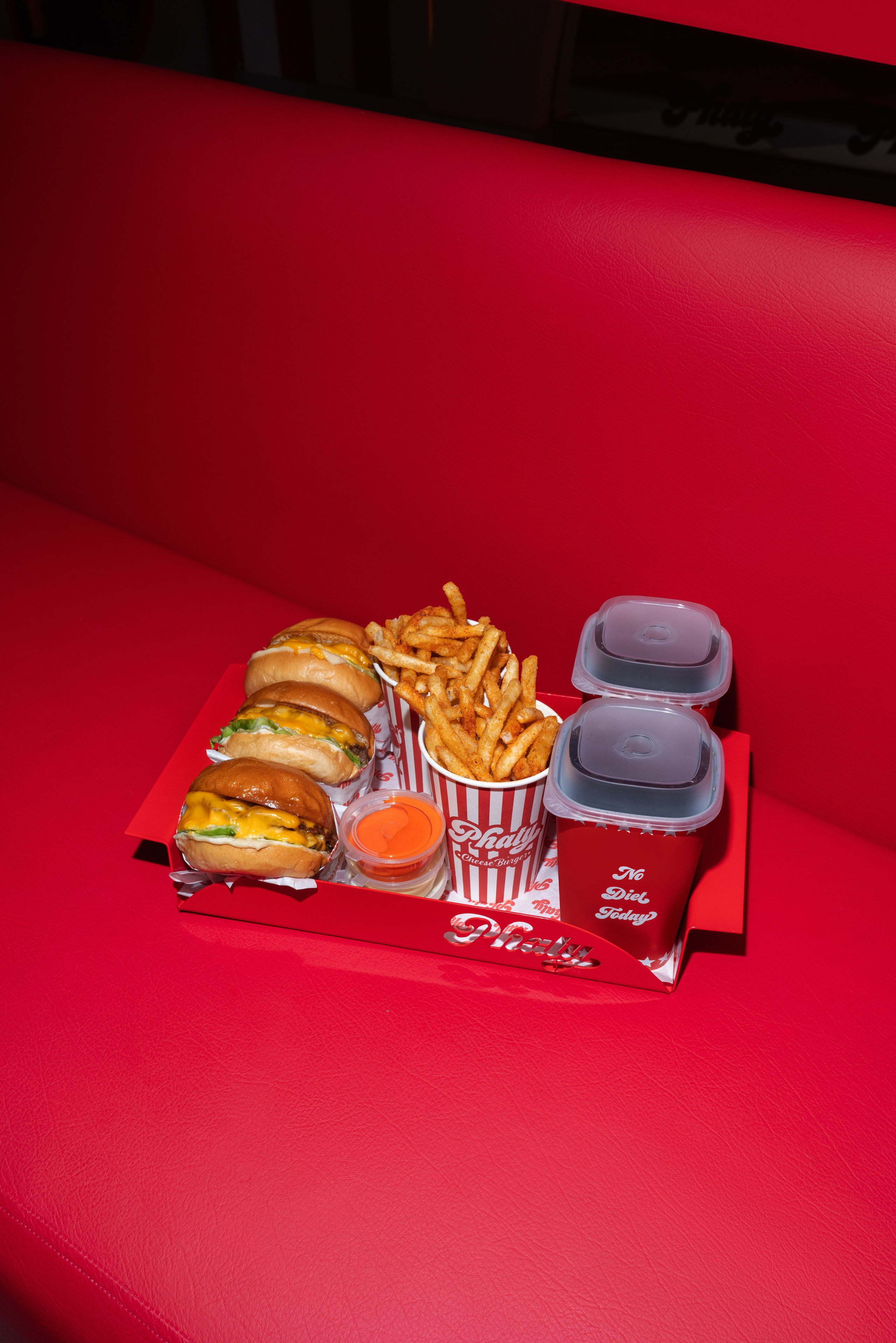 Коммерческая ретушь. Илья Игнатченко — фотограф