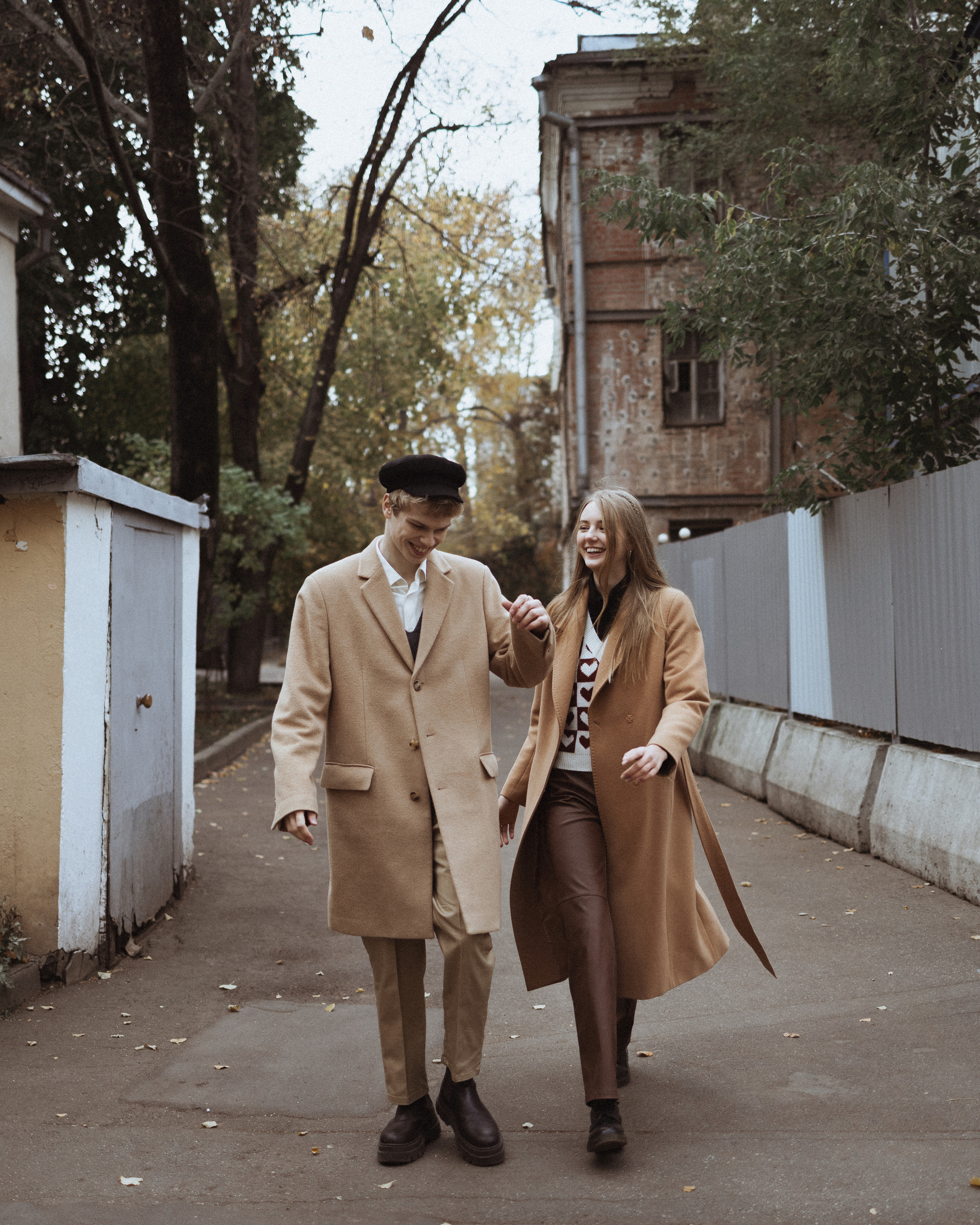 Тимофей и Женя на улочках Китай города. Свадебный и портретный фотограф в Москве Кристина Золотова