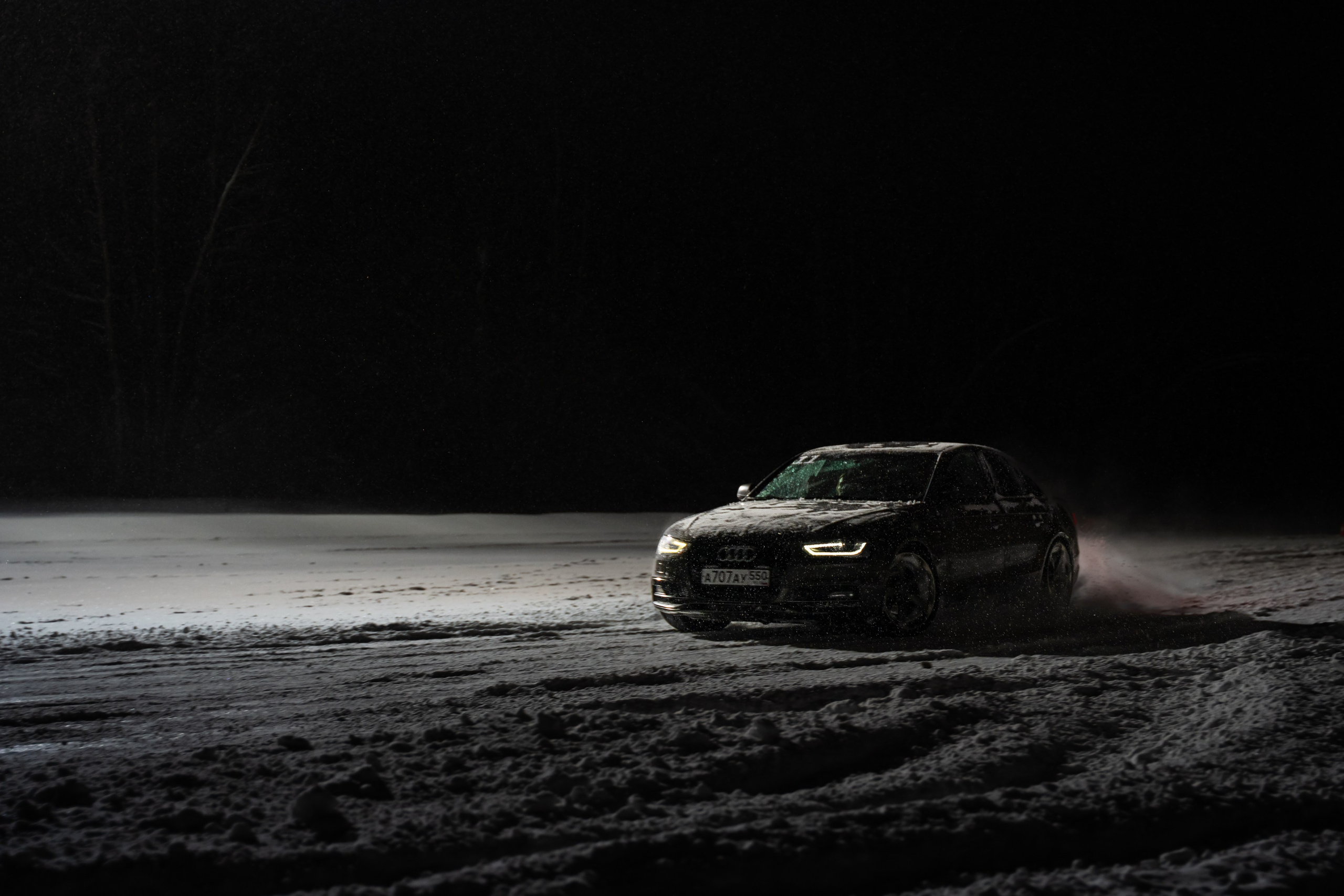 Зимний дрифт Audi. Автомобильный фотограф Москва