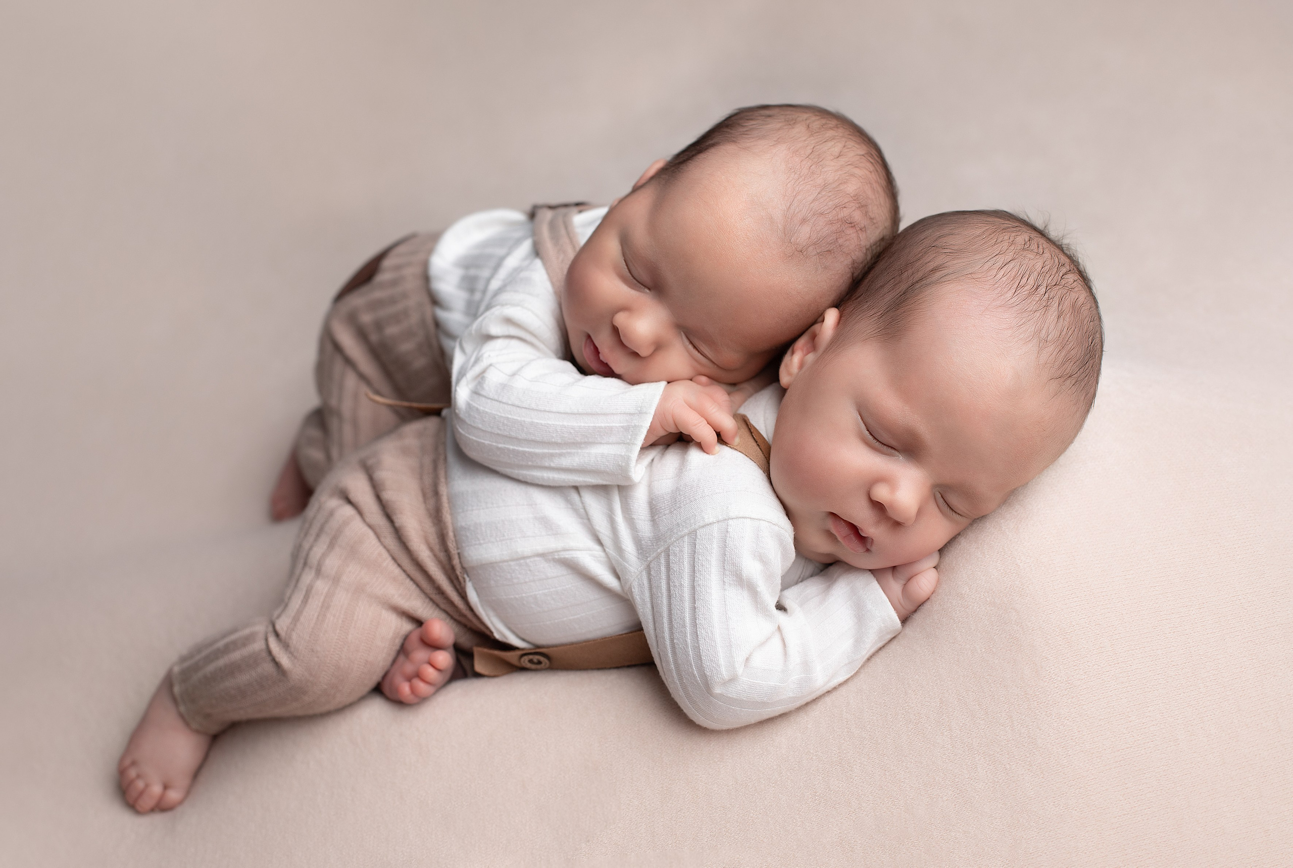 Новорожденные мальчики. Фотограф новорожденных в Нижнем Новгороде Белякова Оксана