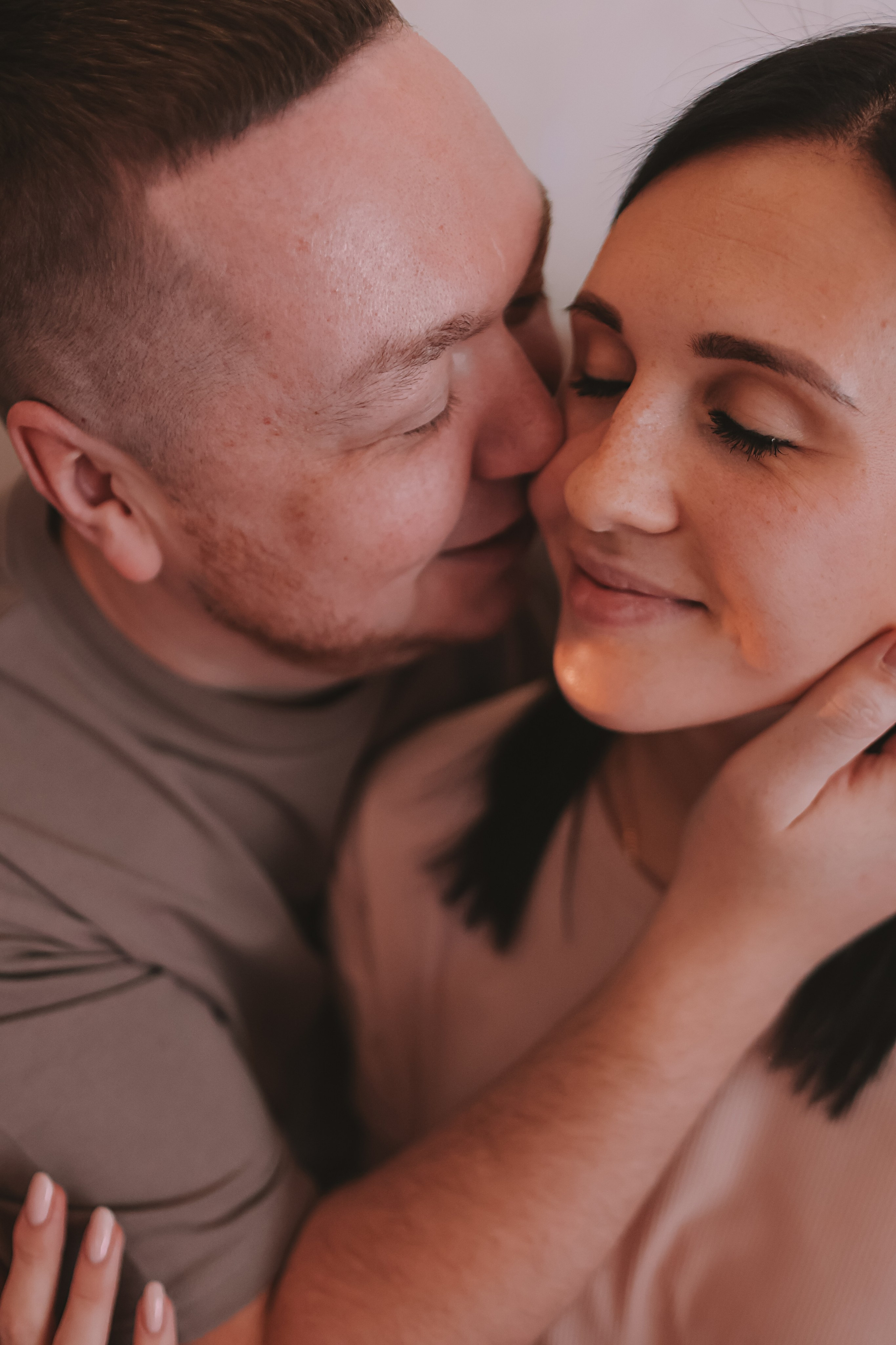 Дома. Семейный фотограф Тюмень, фотограф на роды Салмина Мария