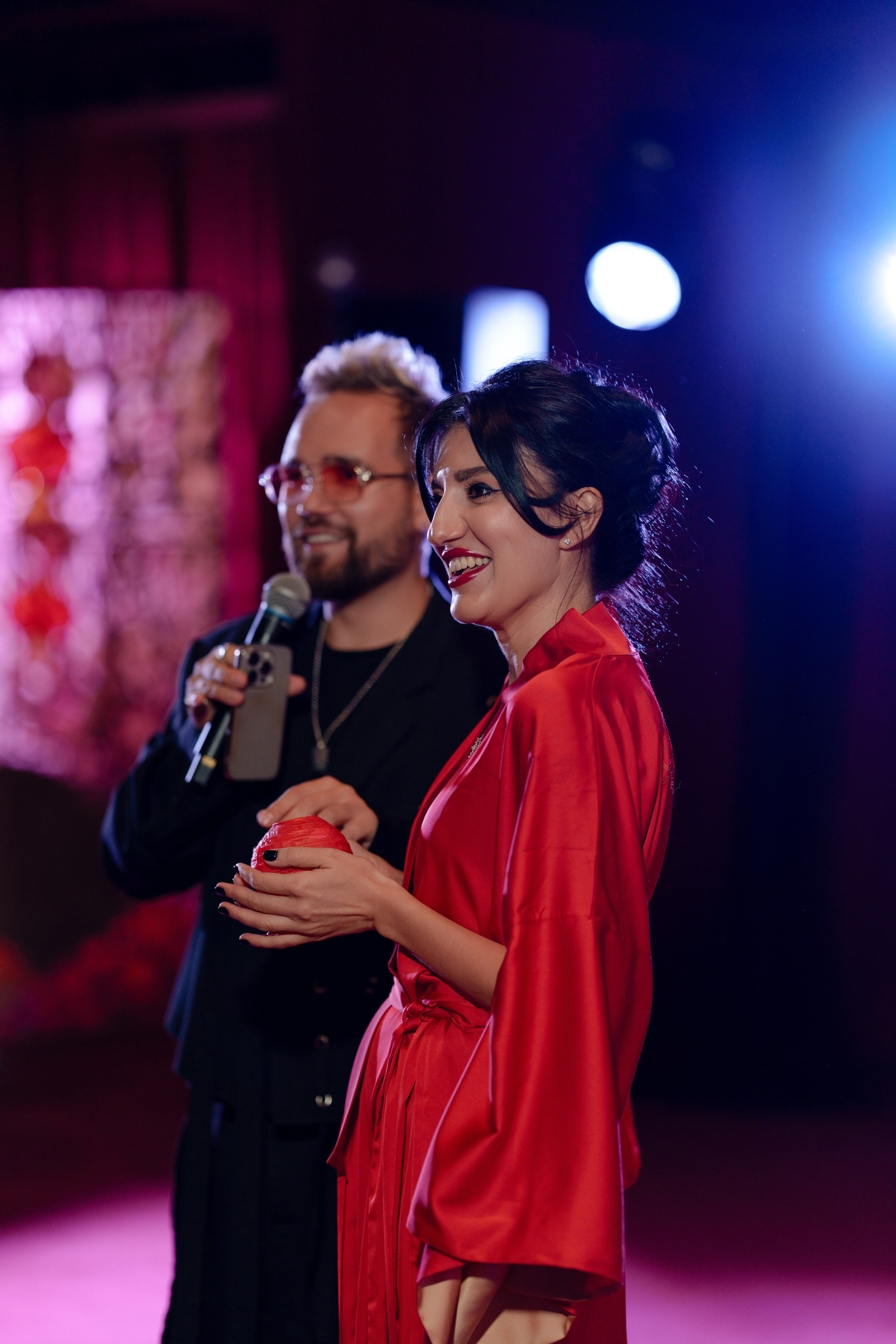 Репортажный фотограф на день рождения в ресторане KAI. Репортажный фотограф Москва Сергей Дружинин