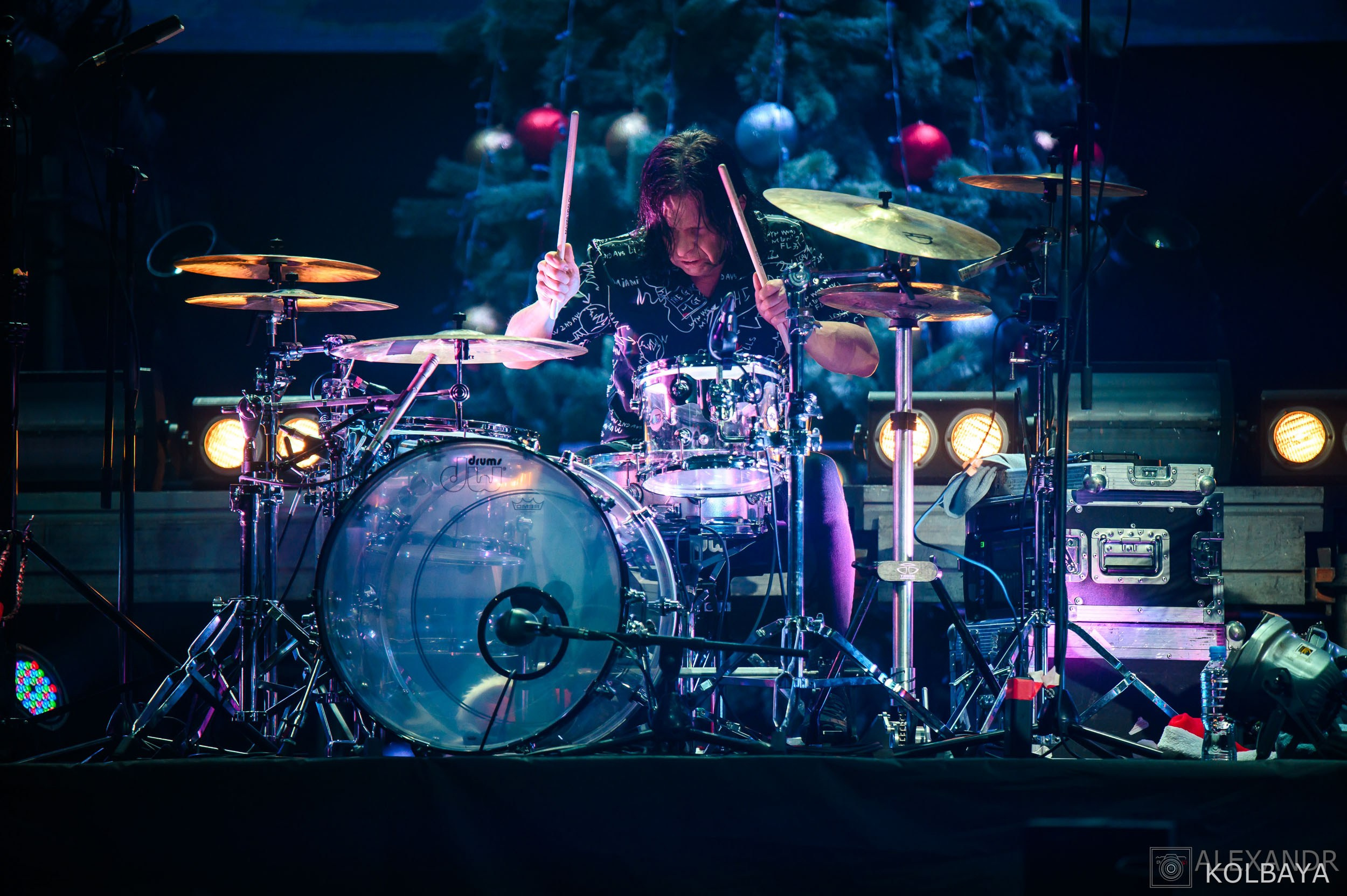 Фоторепортаж с Метал-Елки 2026. Концертный и театральный репортажный фотограф в Москве Александр Колбая