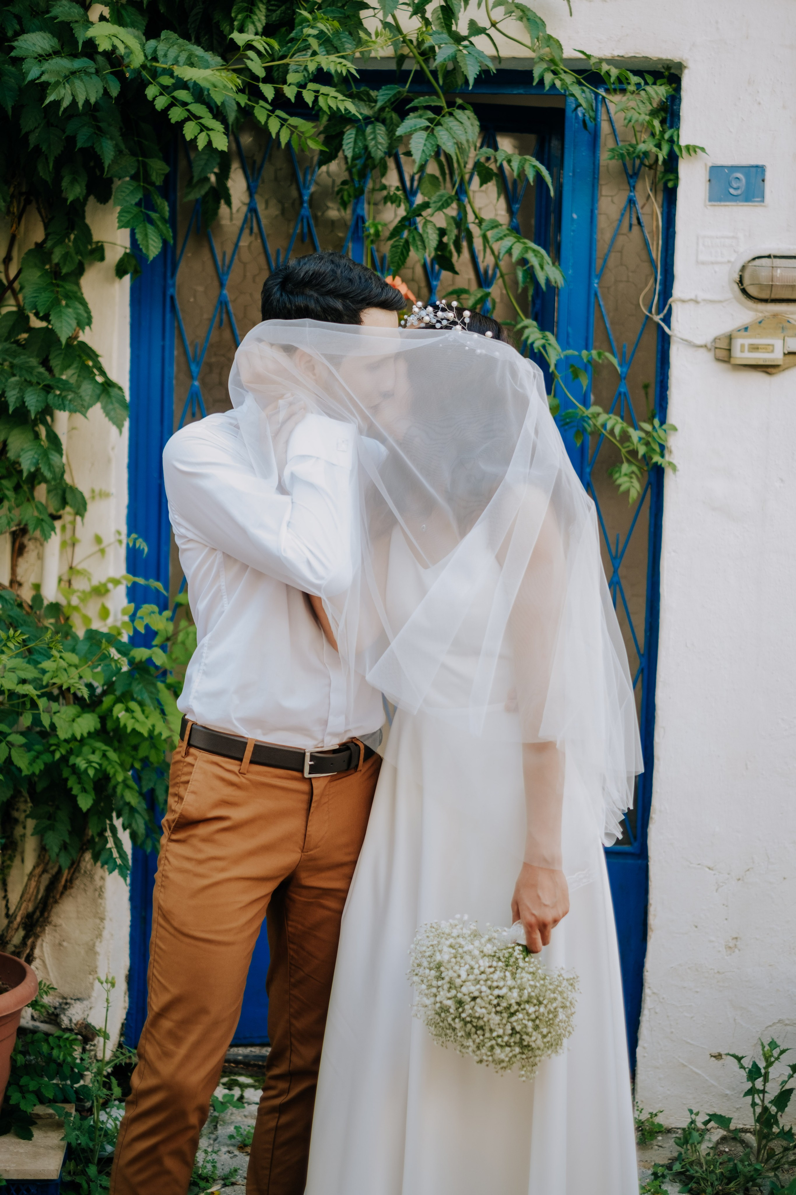 История Лари и Ланы