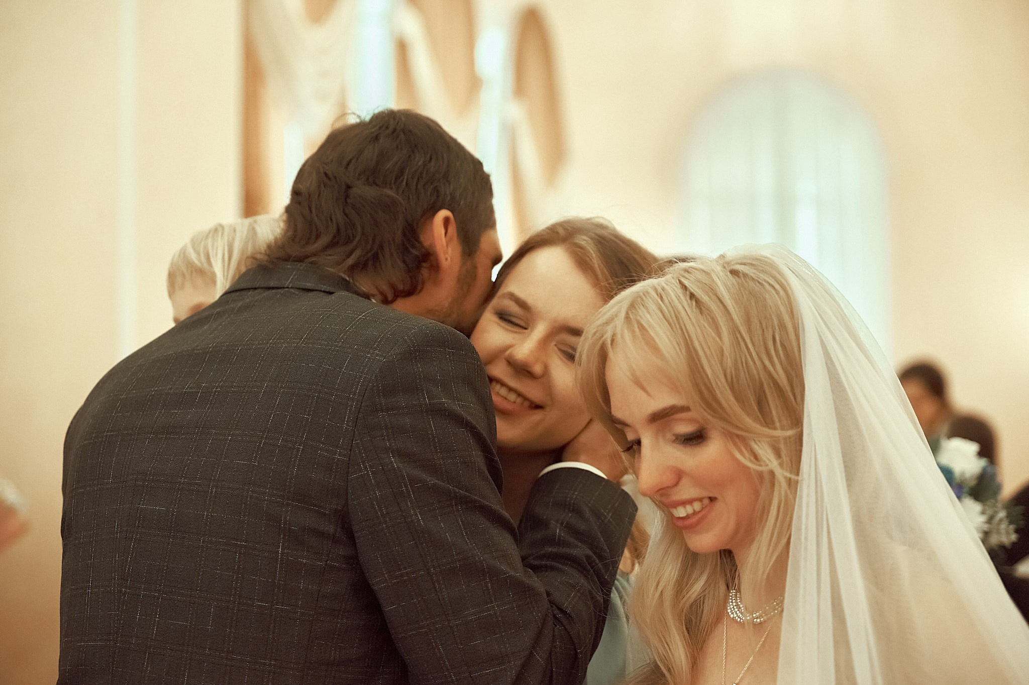 Свадебная съемка для Маргариты и Мирослава (Сборы невесты, ЗАГС). Женский фотограф в Череповце Даша Акулич