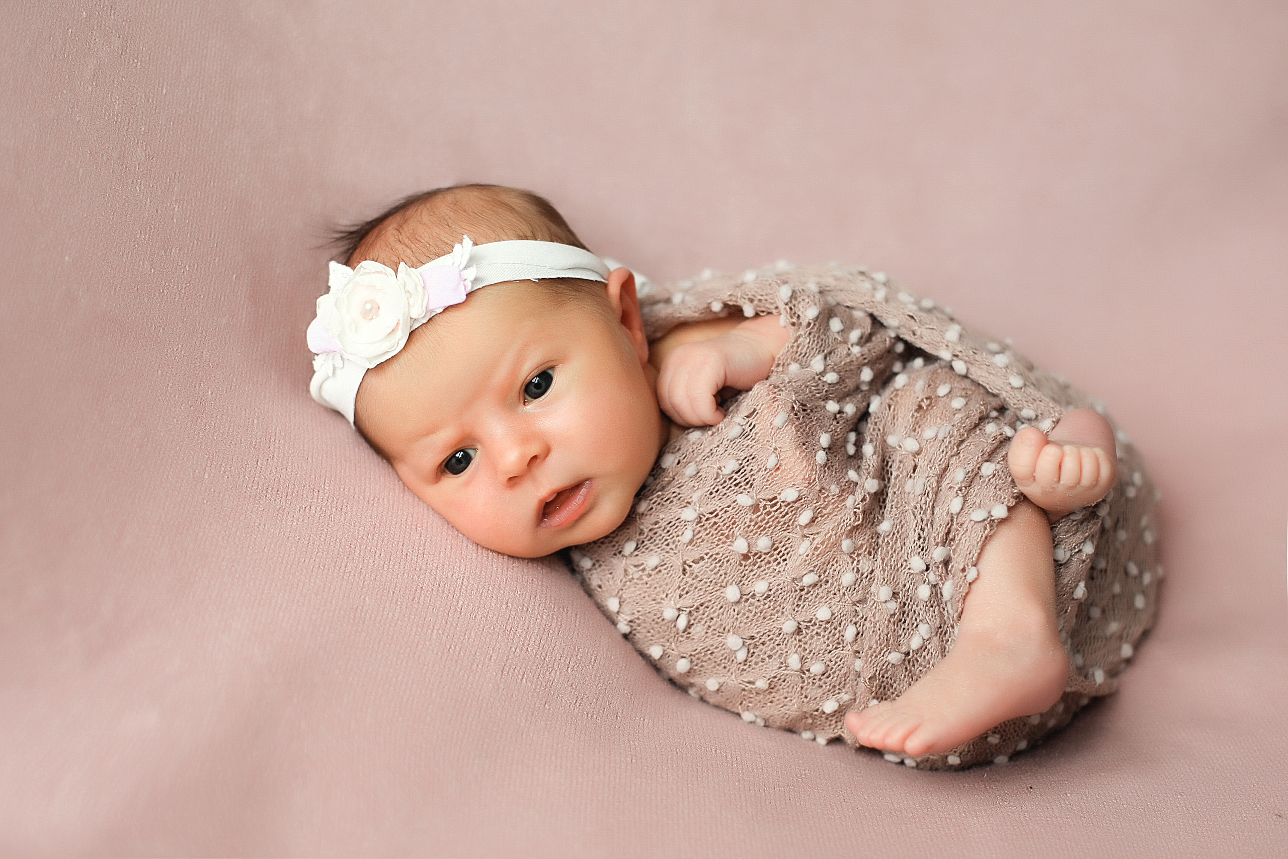 Фотосессия новорожденных в Брянске. Фотограф новорожденных в Брянске Анжелика Прохоренкова
