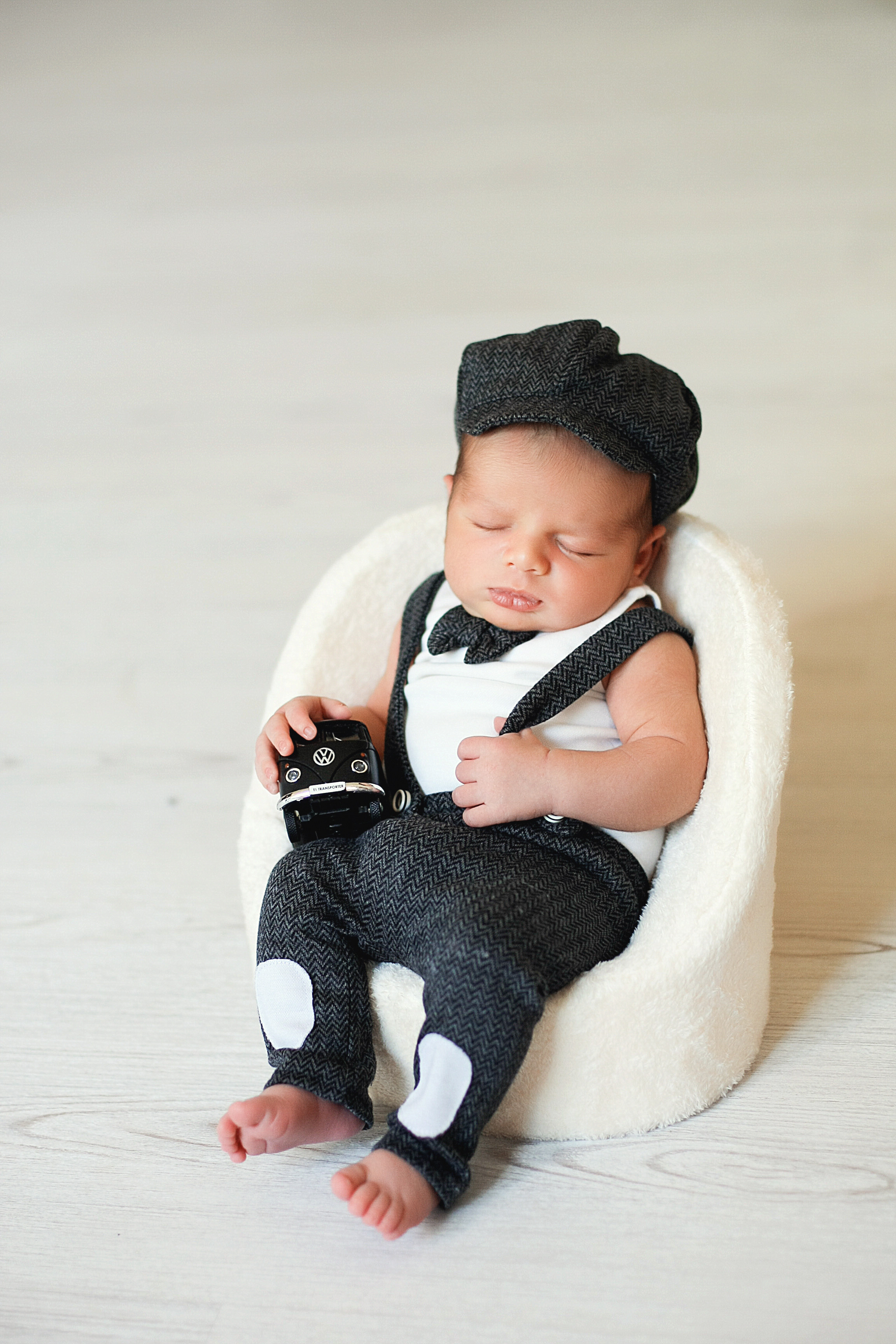 Фотосессия новорожденных в Брянске. Фотограф новорожденных в Брянске Анжелика Прохоренкова