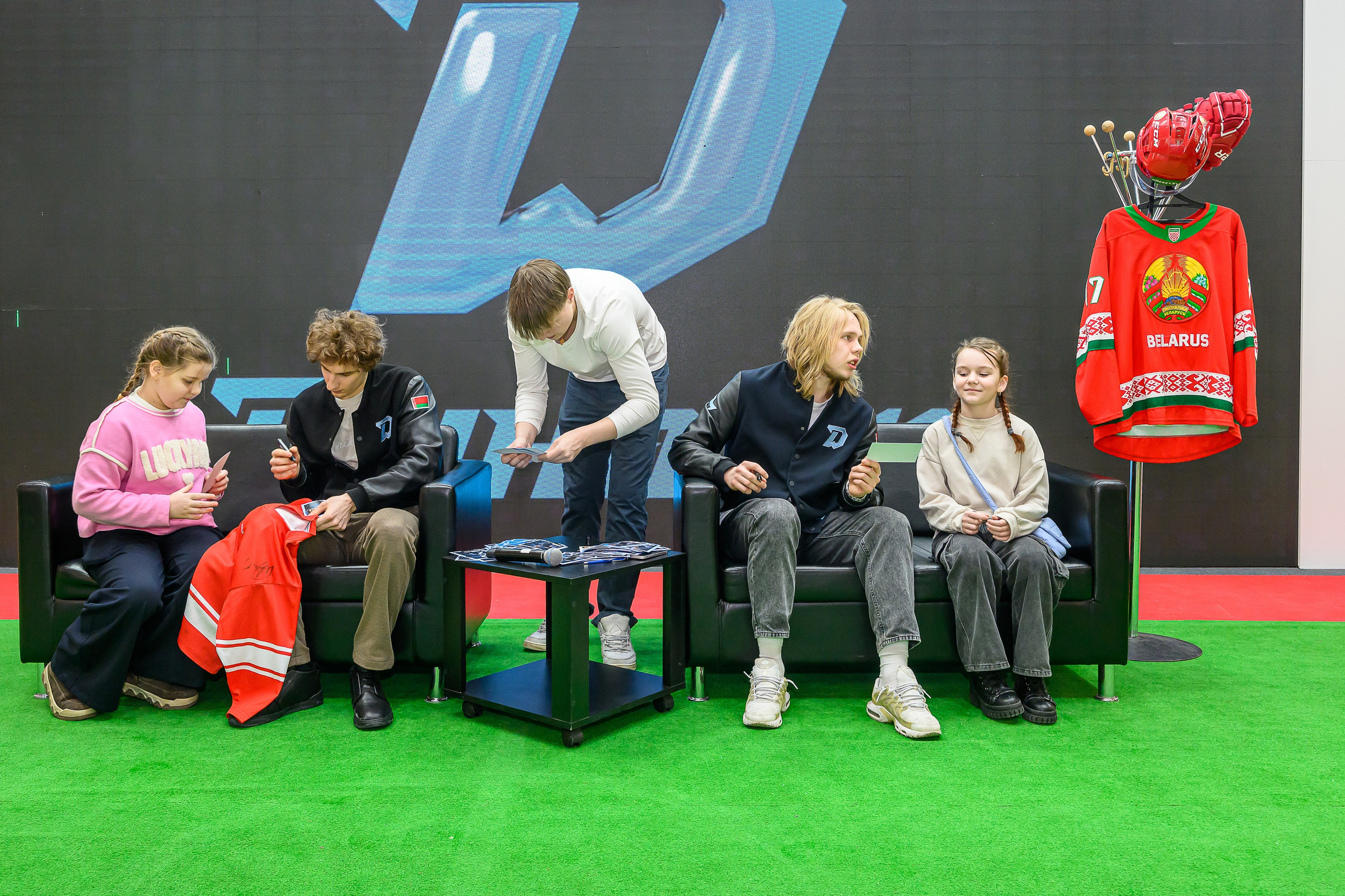 @hcdinamo.by. Фотоуслуги, услуги фотографа, фотографирование важных событий