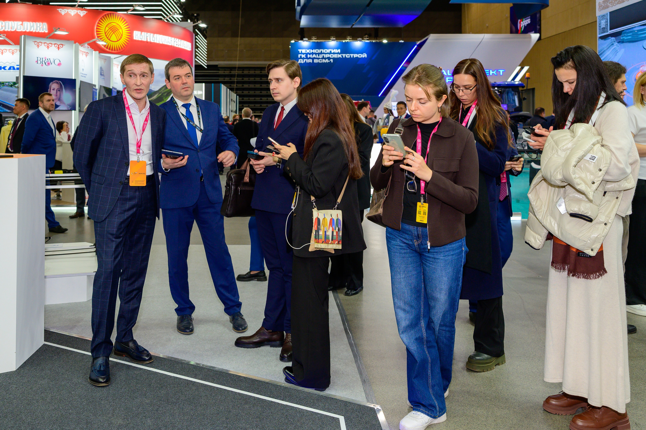 BigindustrialweekBelarus. Фотоуслуги, услуги фотографа, фотографирование важных событий