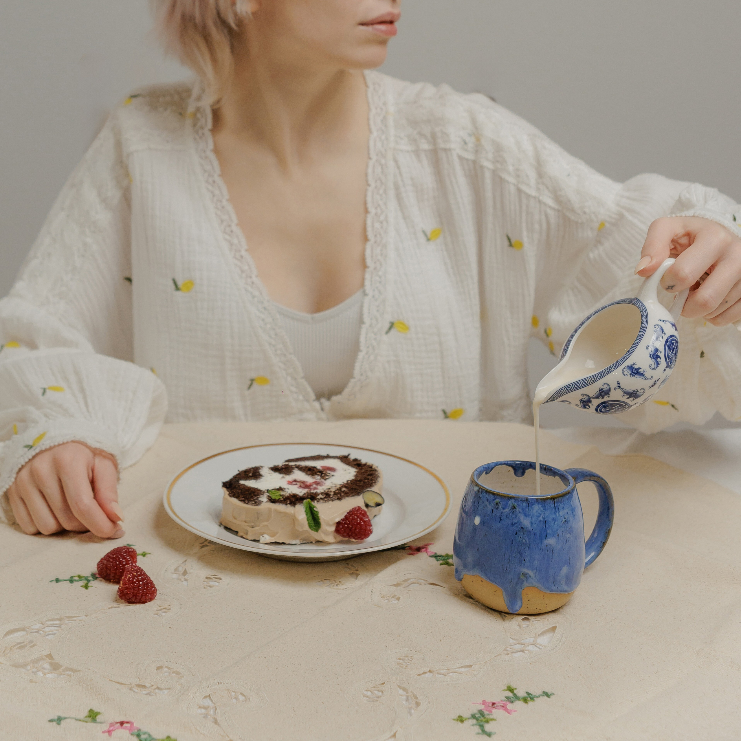 «Хрустящие страницы». Фото и видео контент за одну съемку — Веретенников Егор