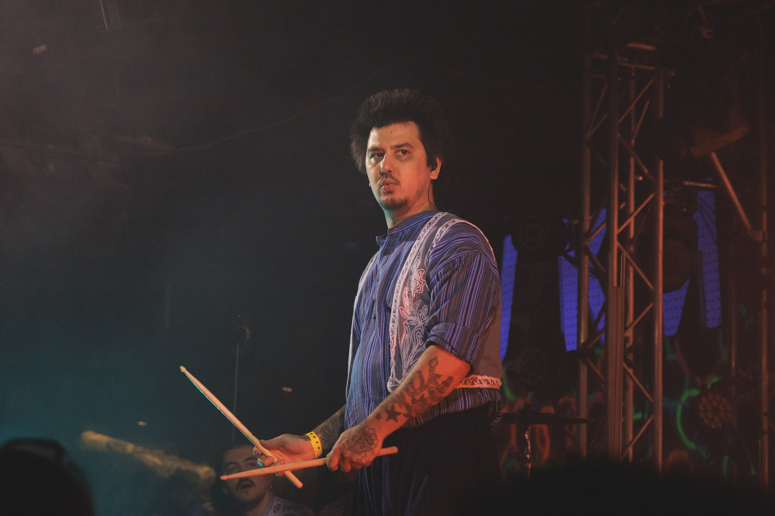 SQWOZ BAB. Ярославль. 2026. Фотограф Ярославль | Репортаж | Александр Мелюшин