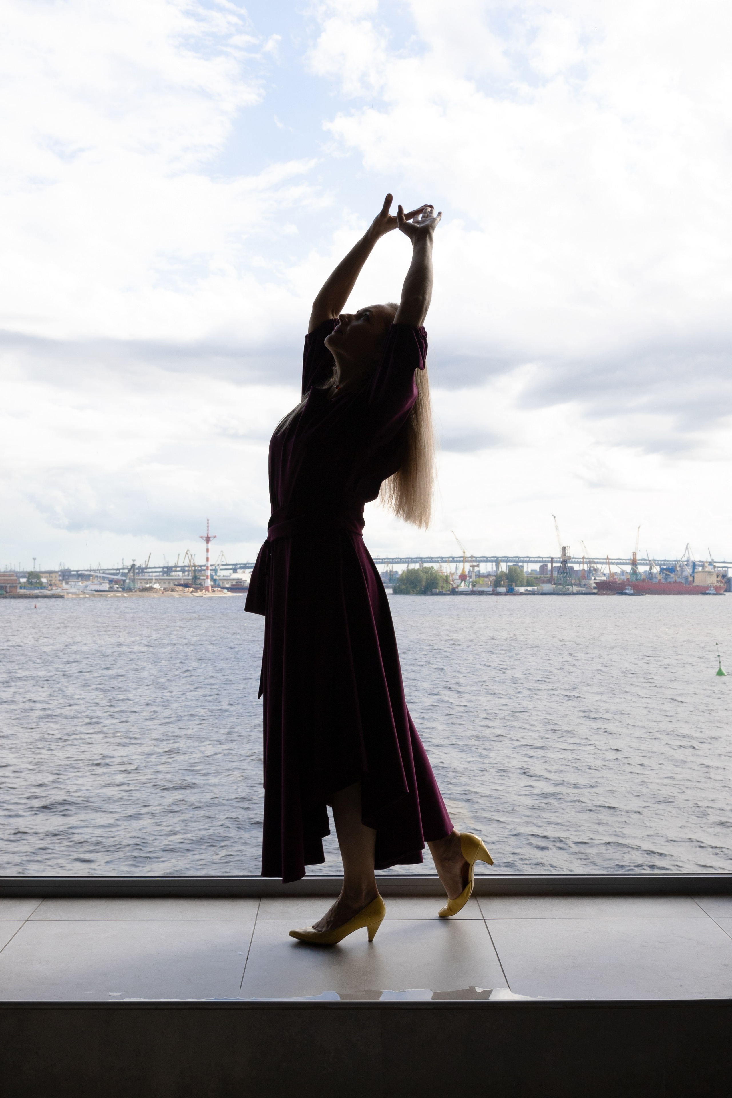 Студия с окнами на залив. Портфолио