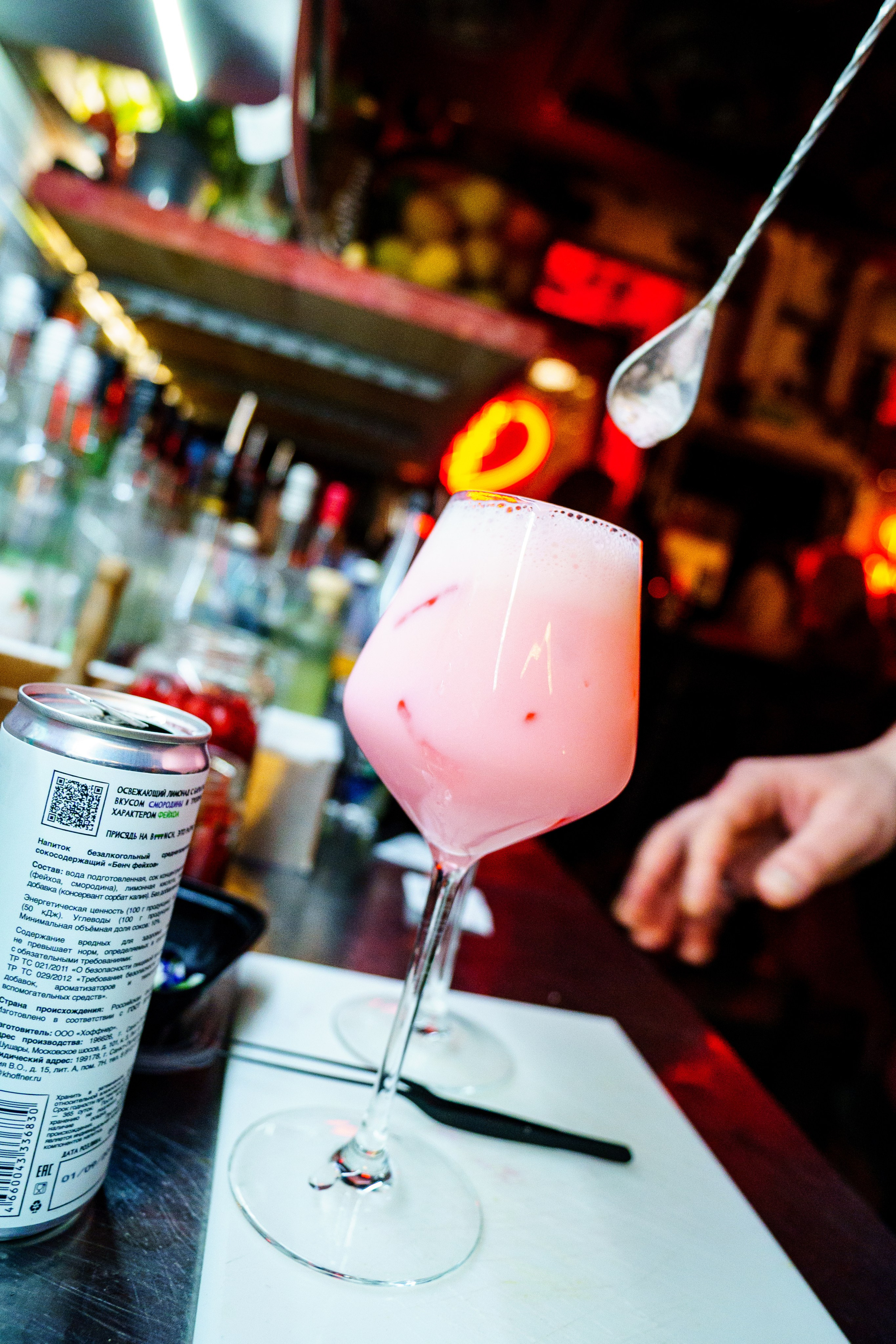 День святого Валентина в Баре разбитых сердец. Концертный и репортажный фотограф в Санкт-Петербурге Слава Пахомов