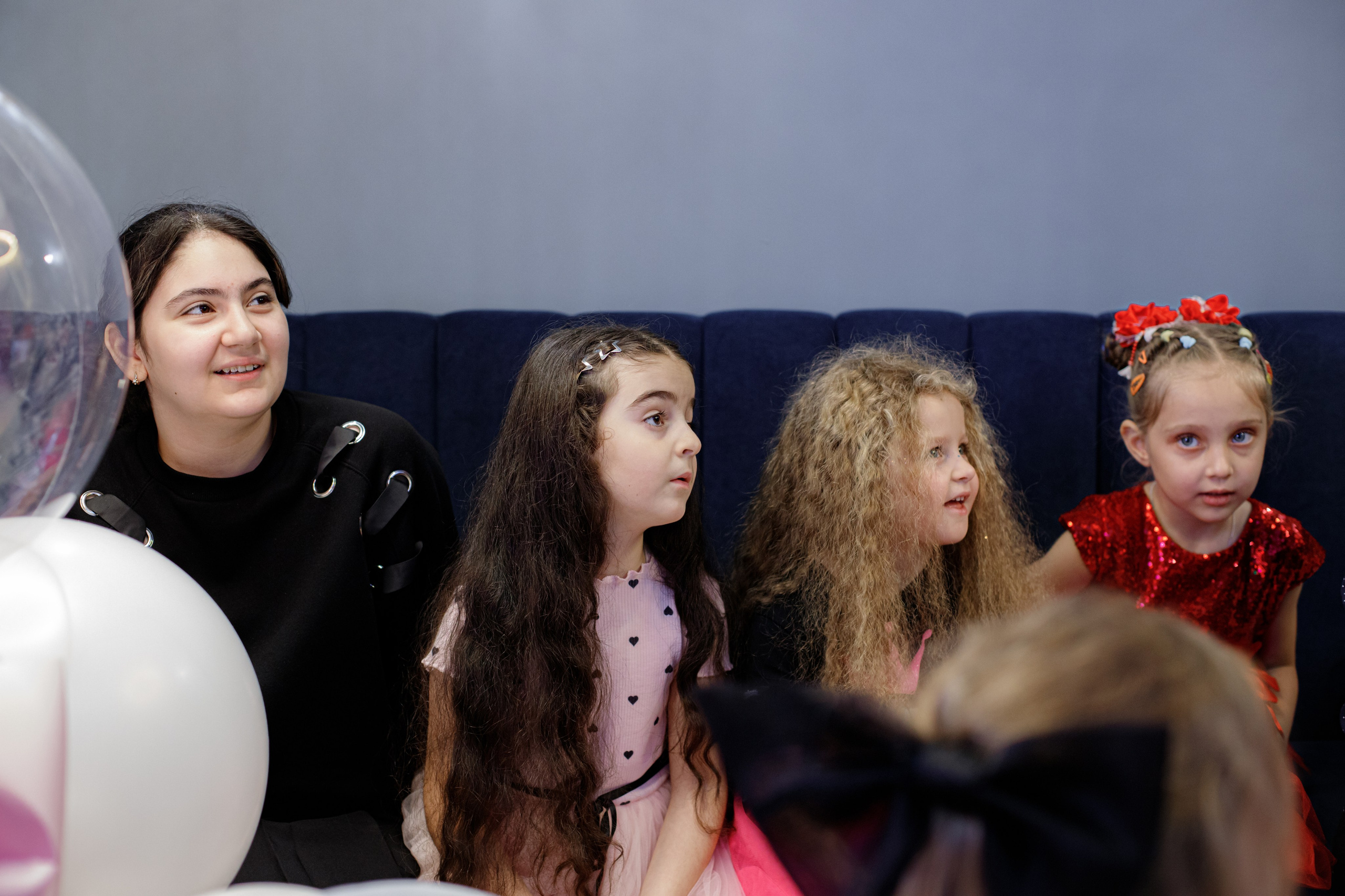 ASIA'S BIRTHDAY PARTY. Photokarish