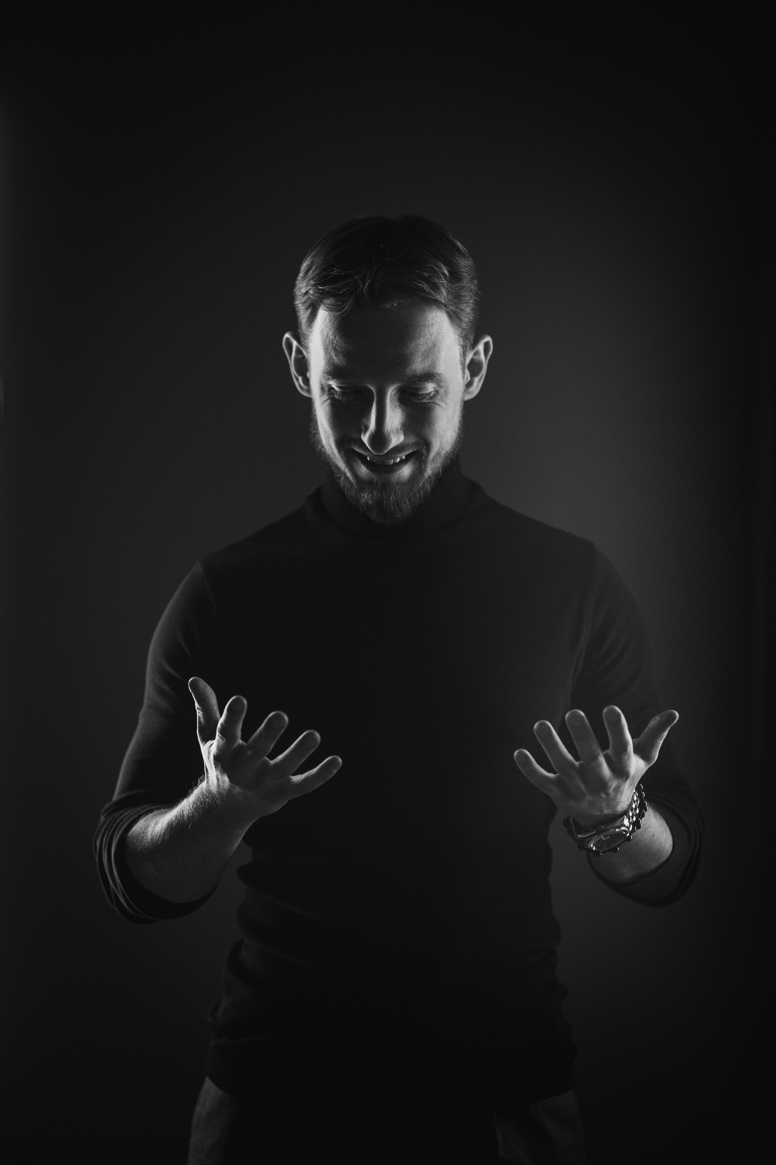 Мужские портреты от лучшего фотографа в Краснодаре. Фотограф в Краснодаре Анна Худокормова. Свадебные, семейные, детские фотосессии