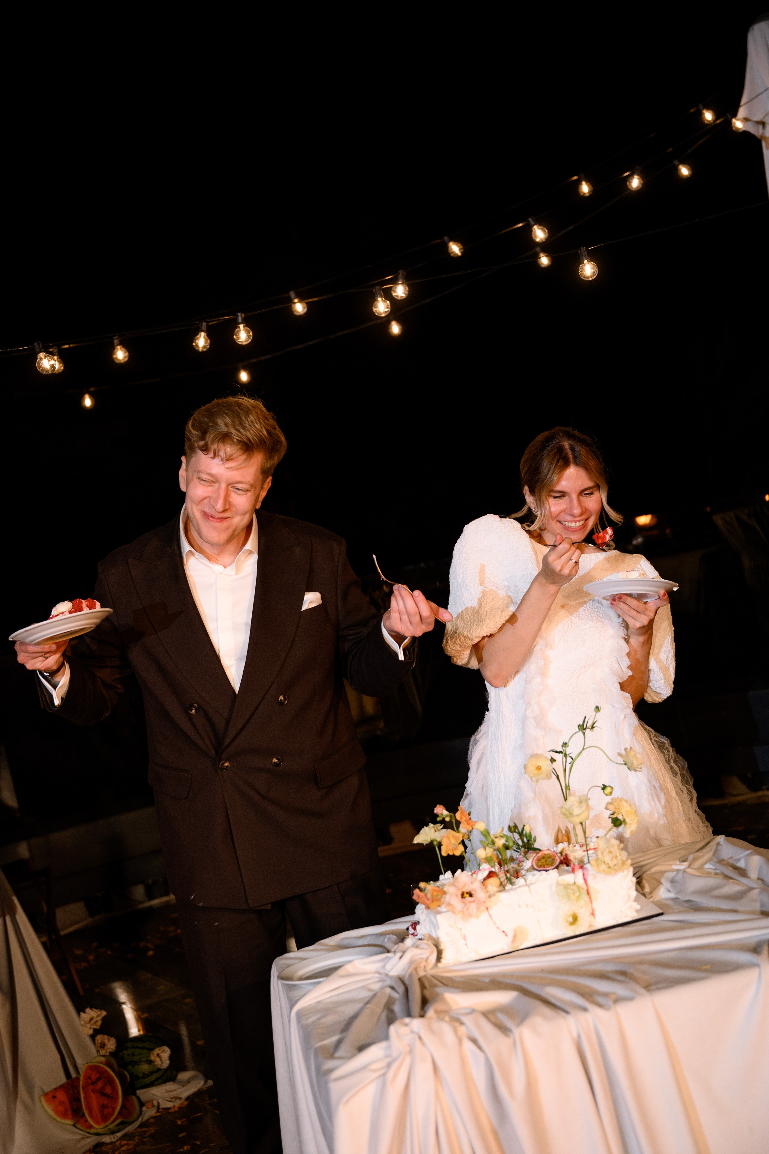 На берегу залива. Свадебный фотограф в Санкт-Петербурге, Москве, СПб Сергей Поддубный