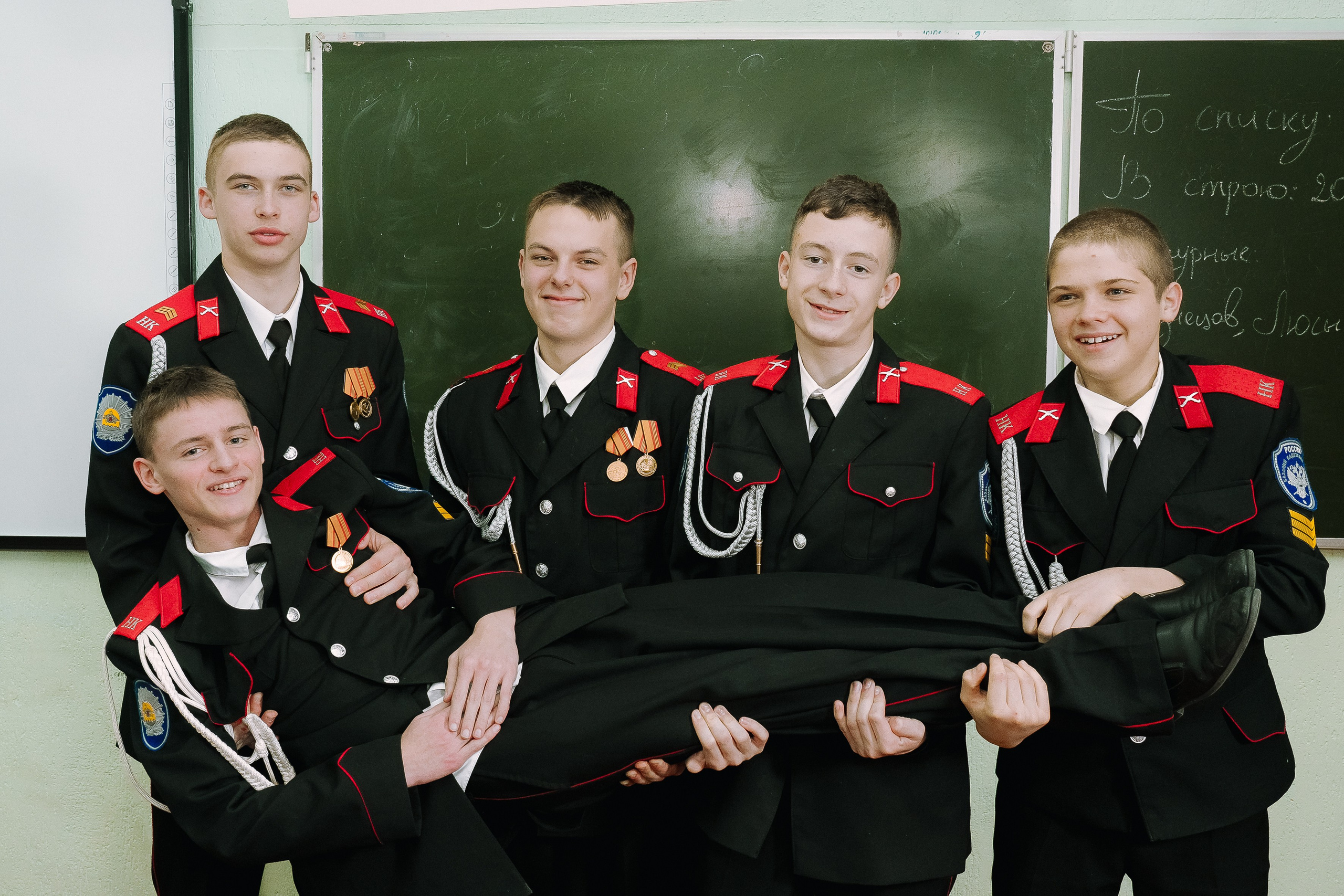 Кадеты. Выпускные альбомы в Новороссийске — Фотограф Наталья Бутко
