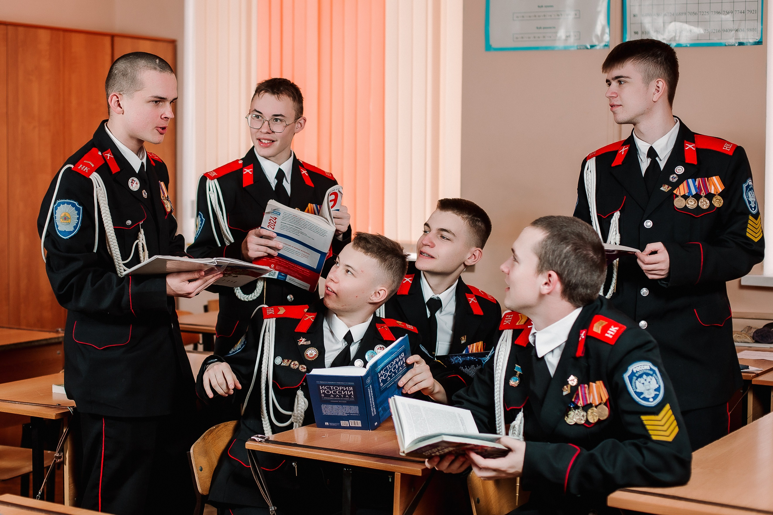 Кадеты. Выпускные альбомы в Новороссийске — Фотограф Наталья Бутко