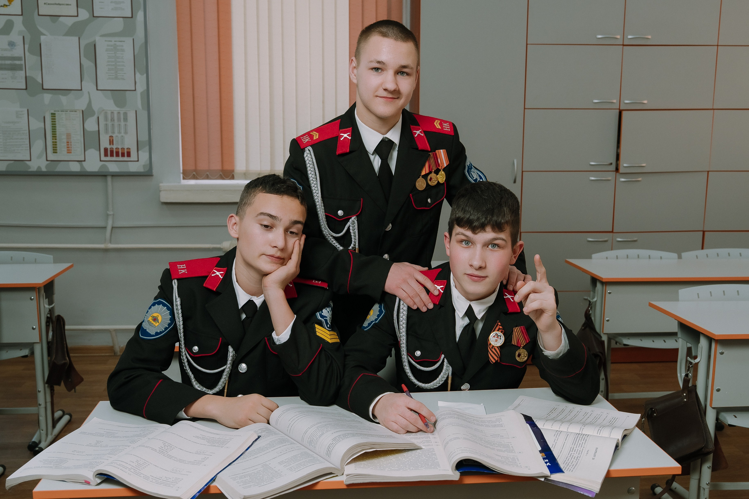 Кадеты. Выпускные альбомы в Новороссийске — Фотограф Наталья Бутко