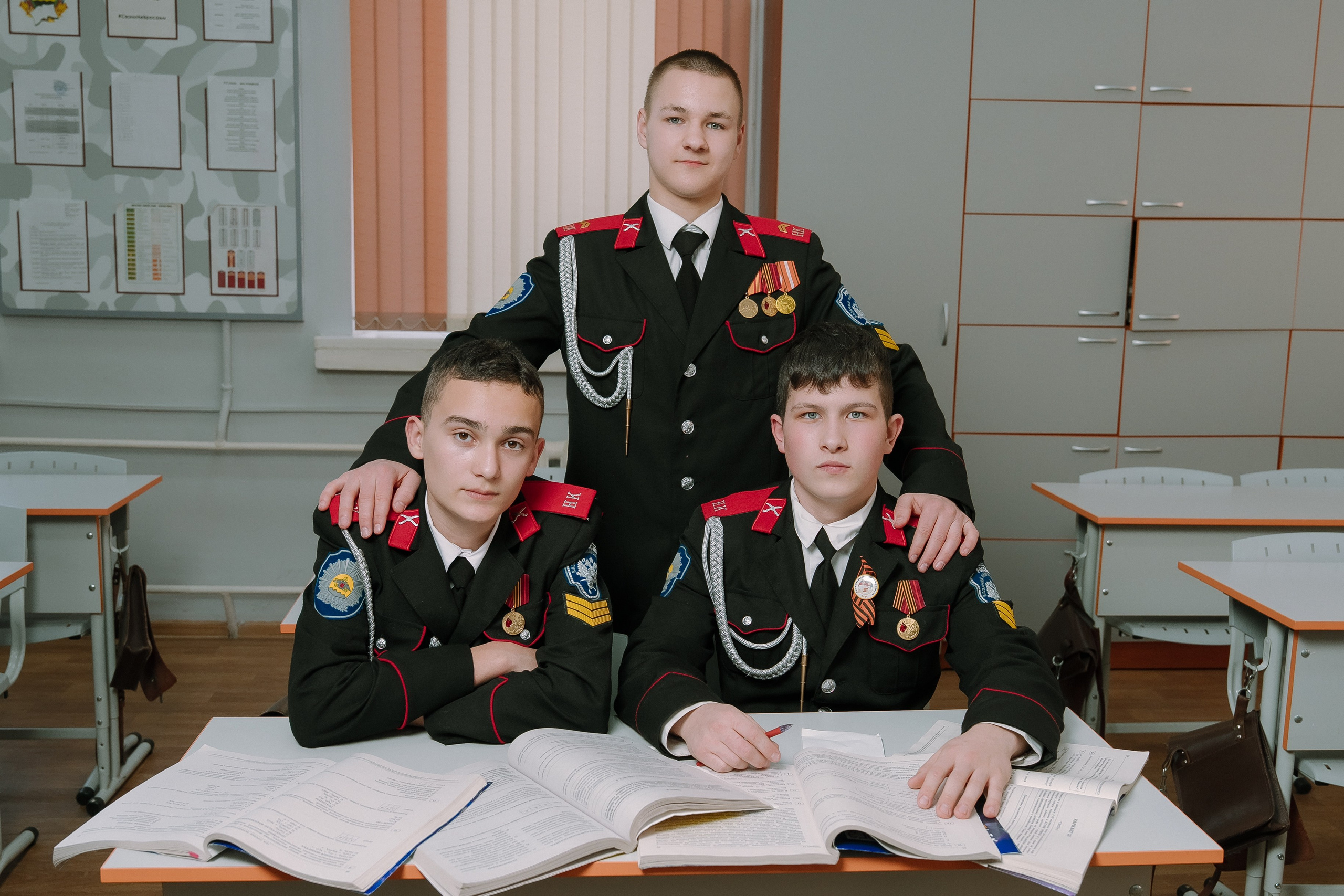 Кадеты. Выпускные альбомы в Новороссийске — Фотограф Наталья Бутко