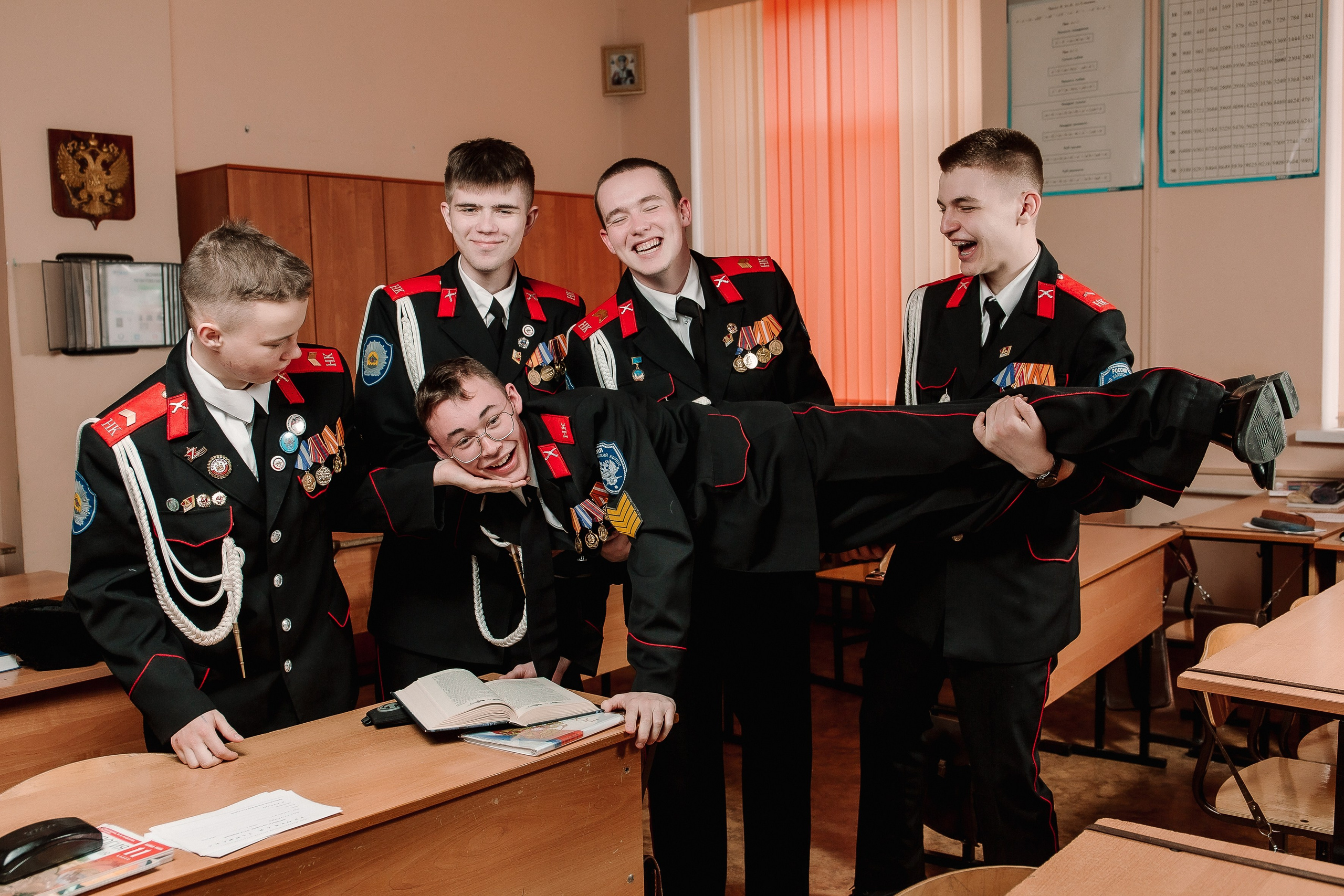 Кадеты. Выпускные альбомы в Новороссийске — Фотограф Наталья Бутко