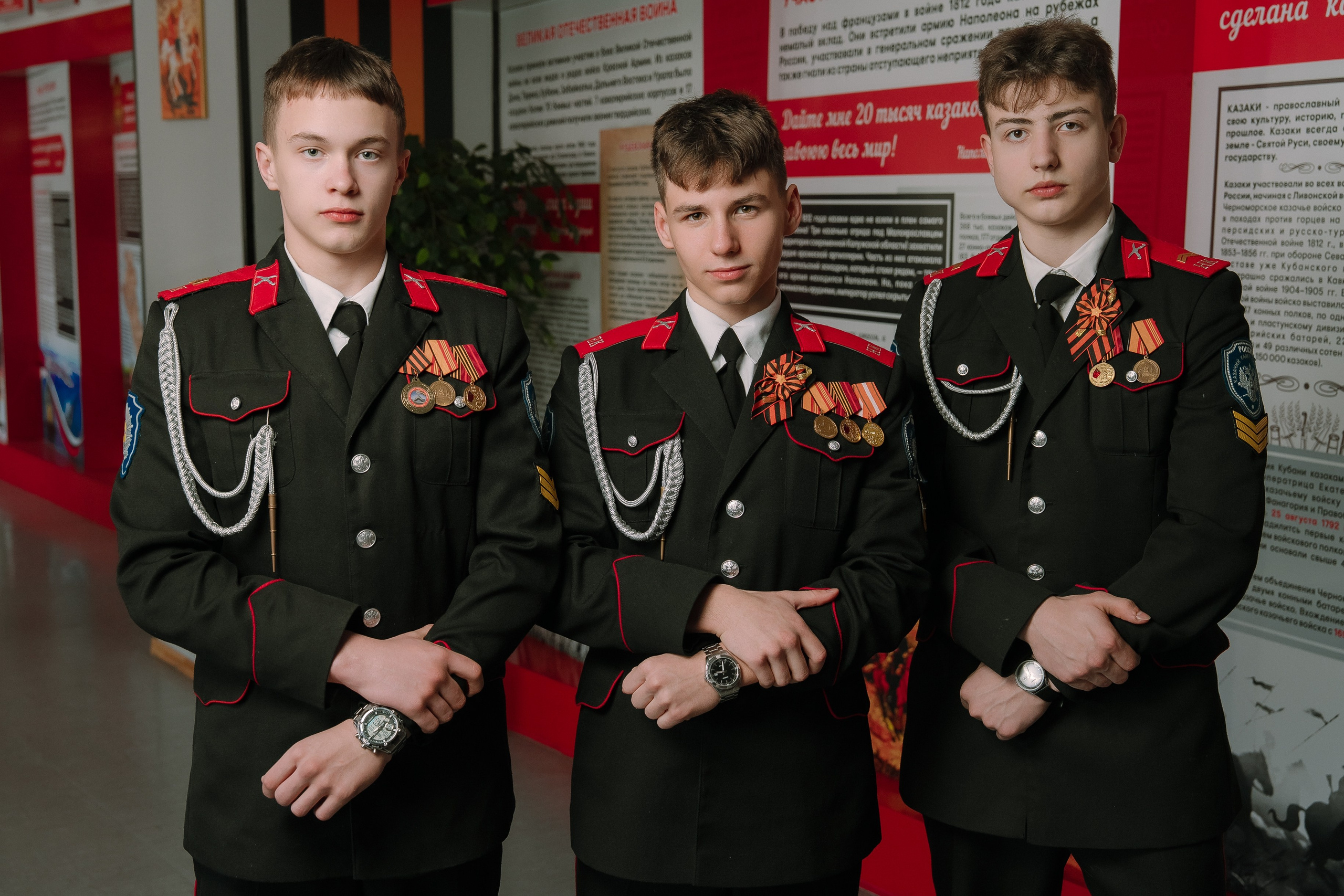 Кадеты. Выпускные альбомы в Новороссийске — Фотограф Наталья Бутко