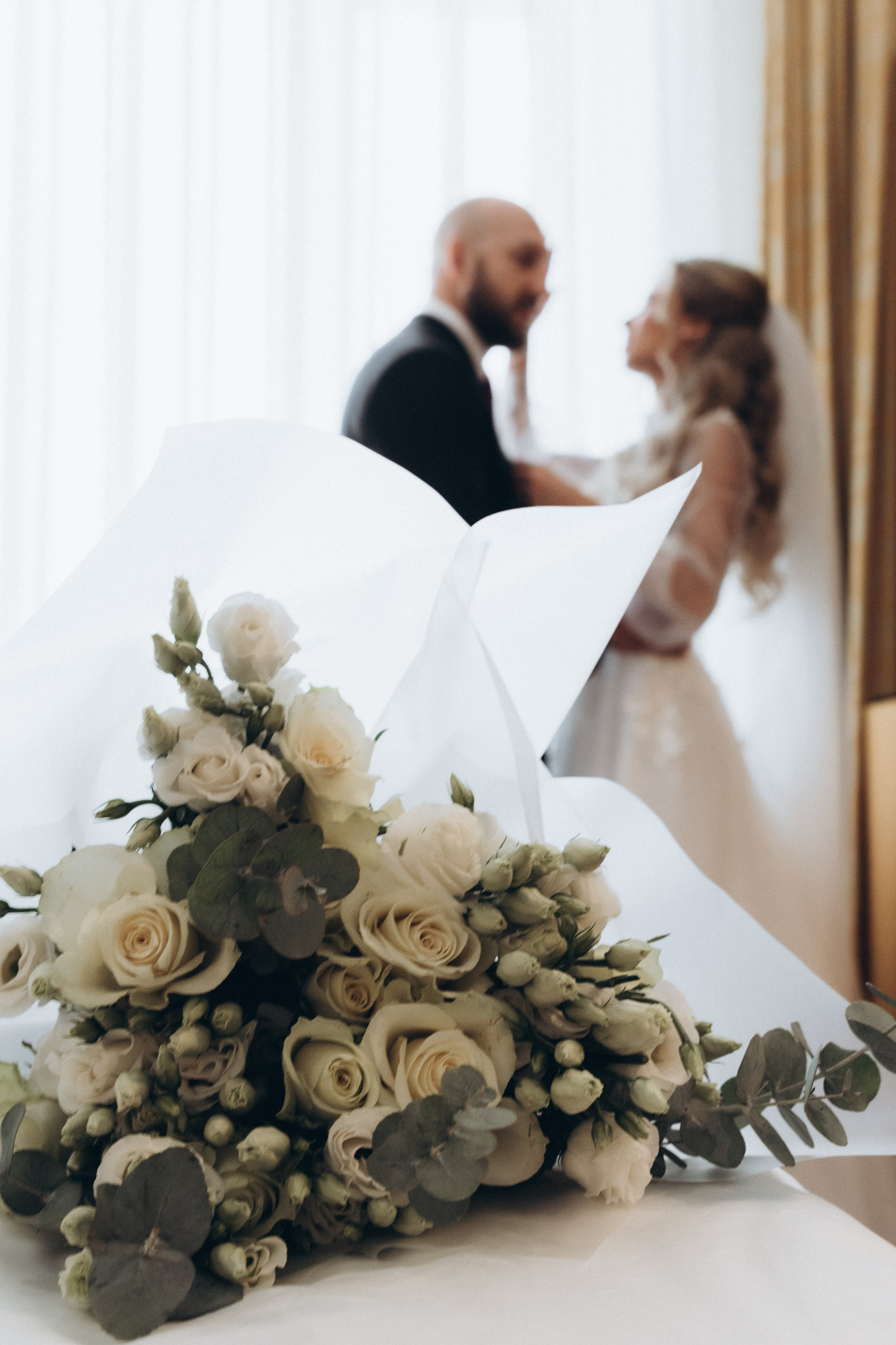 Утро и роспись Виктора и Марии. Ваш фотограф в Одинцовском районе и Москве