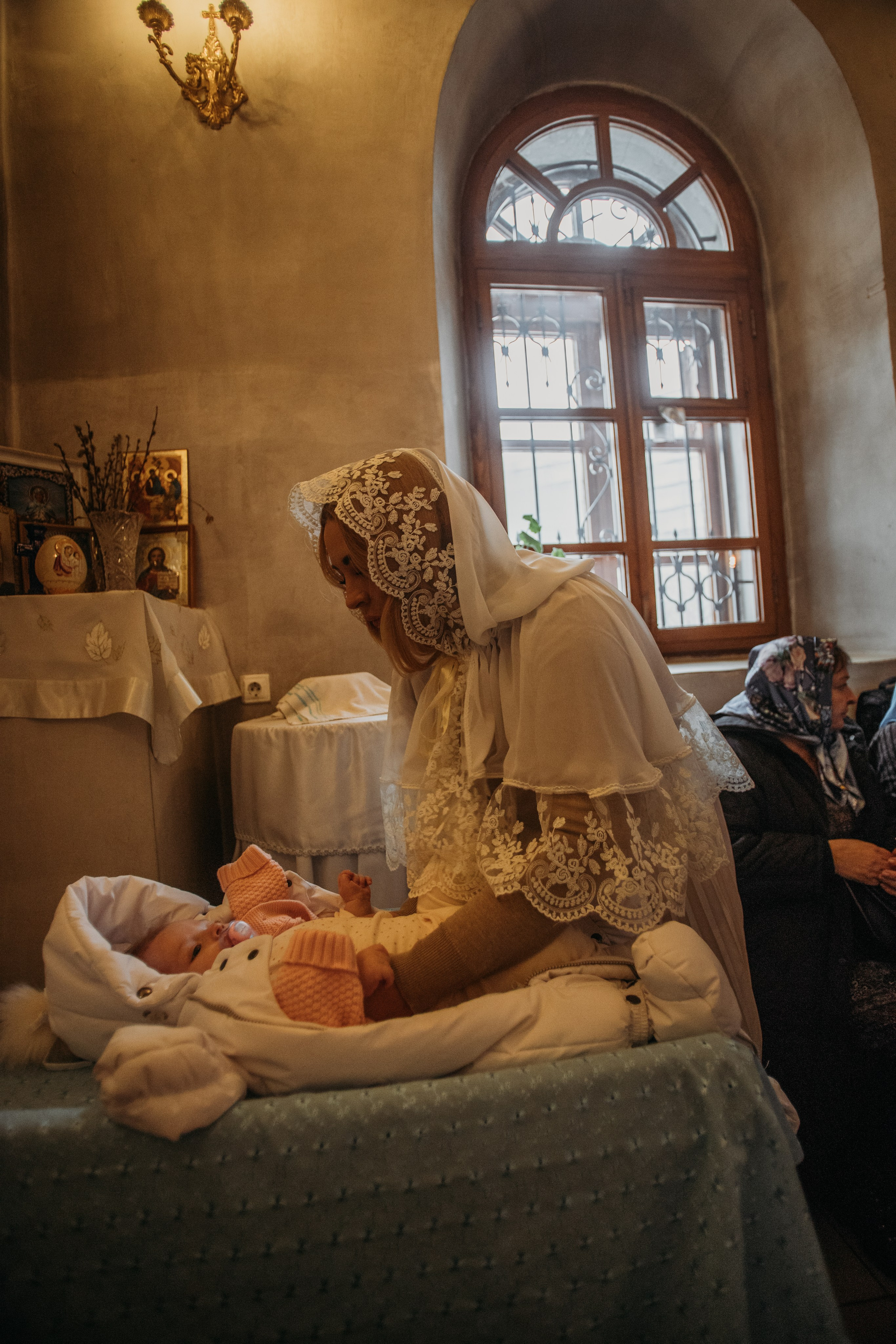 Крещение Аглаи. Венера Гайн. Репортажный фотограф  Тюмень. Обучение фотографии с 0