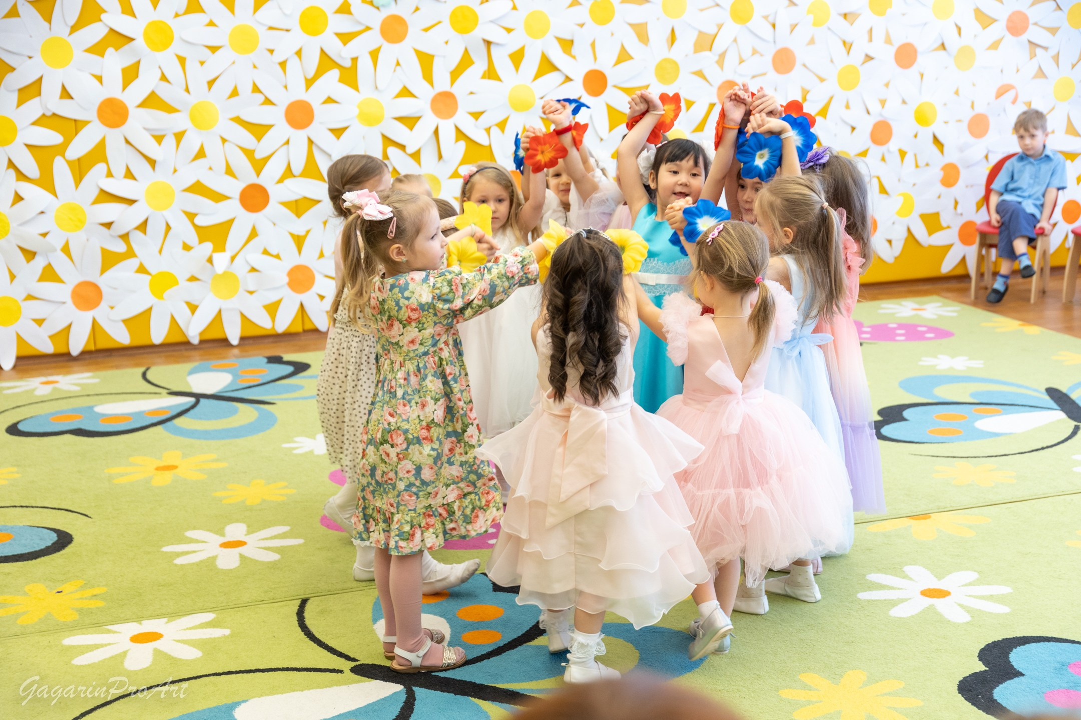 Фотограф в детский сад на утренник и праздник. GagarinProArt